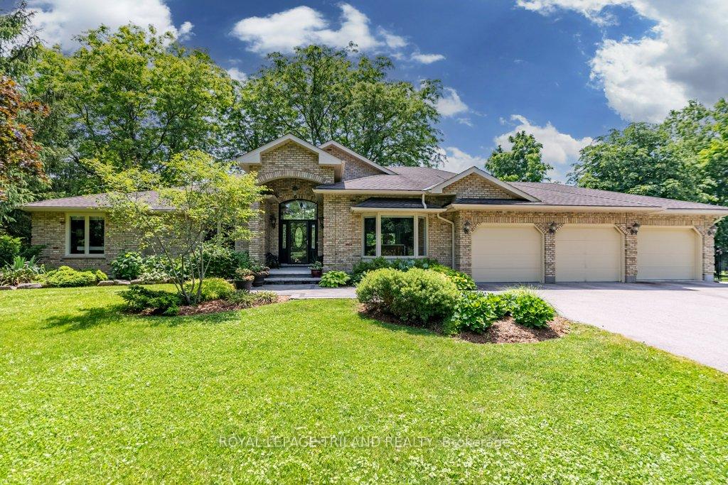 Photo 1 of 3045 Catherine Street, Thames Centre, Rural Thames Centre — HOMEH