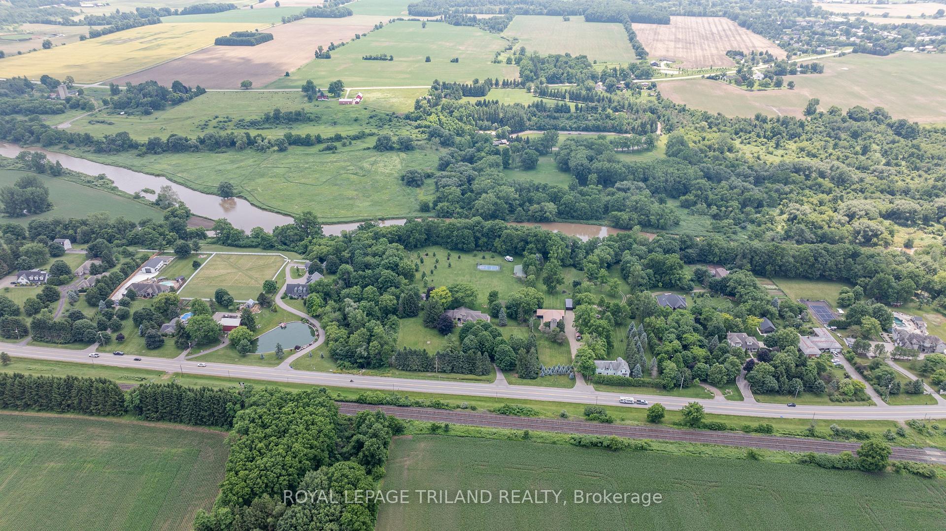 Photo 6 of 3045 Catherine Street, Thames Centre, Rural Thames Centre — HOMEH