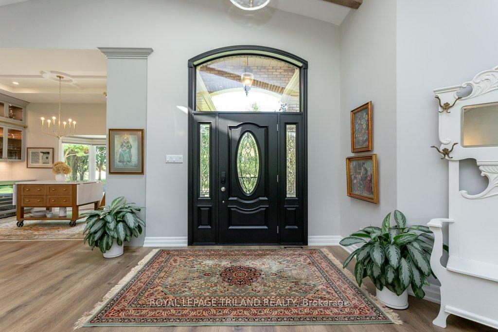 Photo 7 of 3045 Catherine Street, Thames Centre, Rural Thames Centre — HOMEH