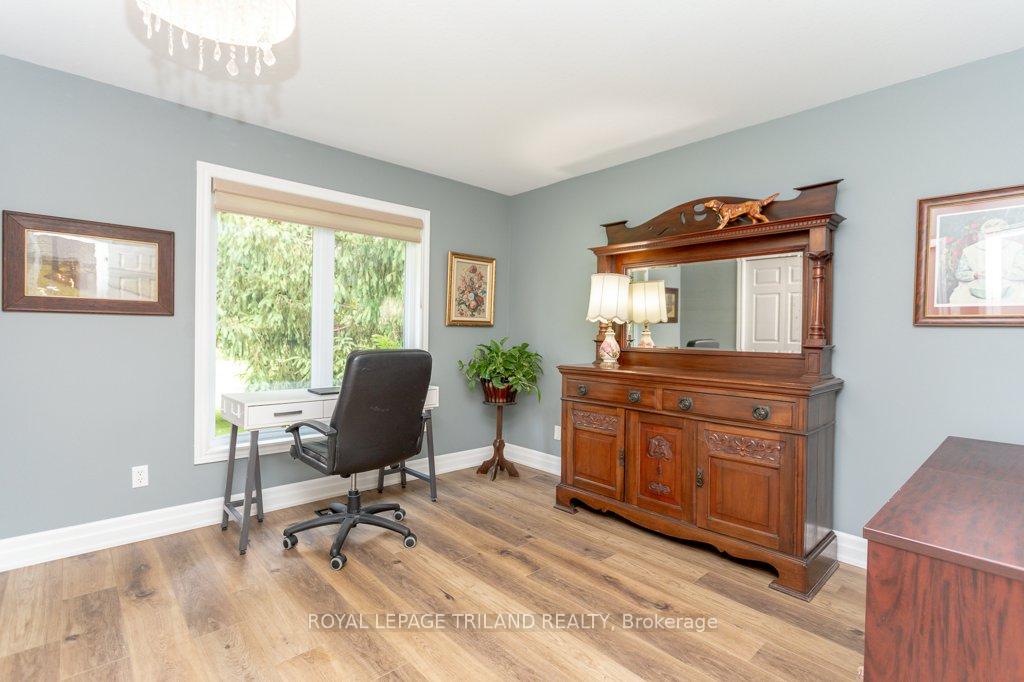 Photo 17 of 3045 Catherine Street, Thames Centre, Rural Thames Centre — HOMEH