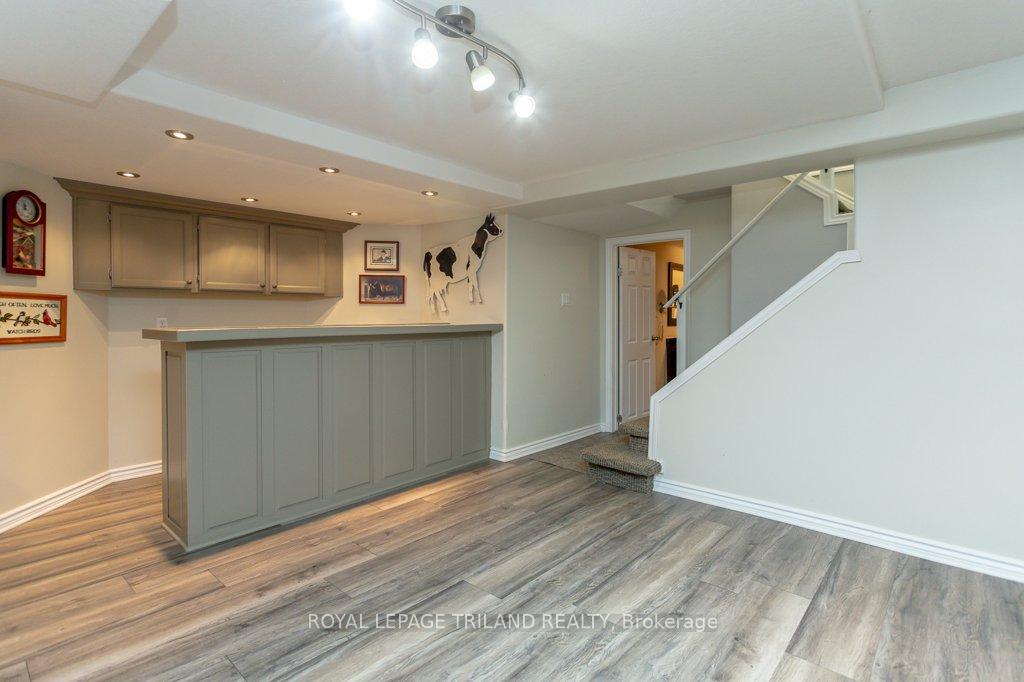 Photo 23 of 3045 Catherine Street, Thames Centre, Rural Thames Centre — HOMEH