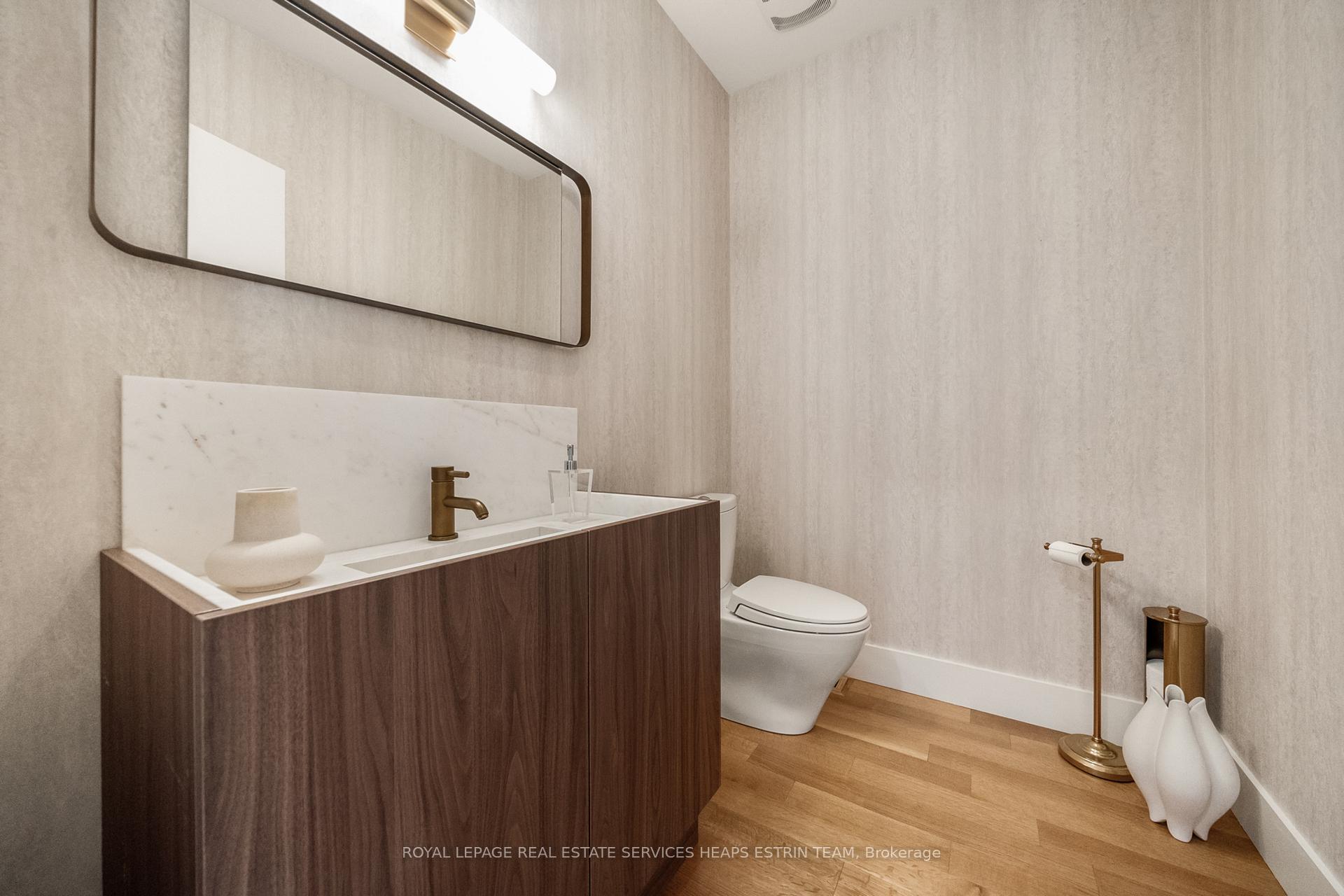 Photo 27 of 102 Robert Street, Toronto, University — HOMEH