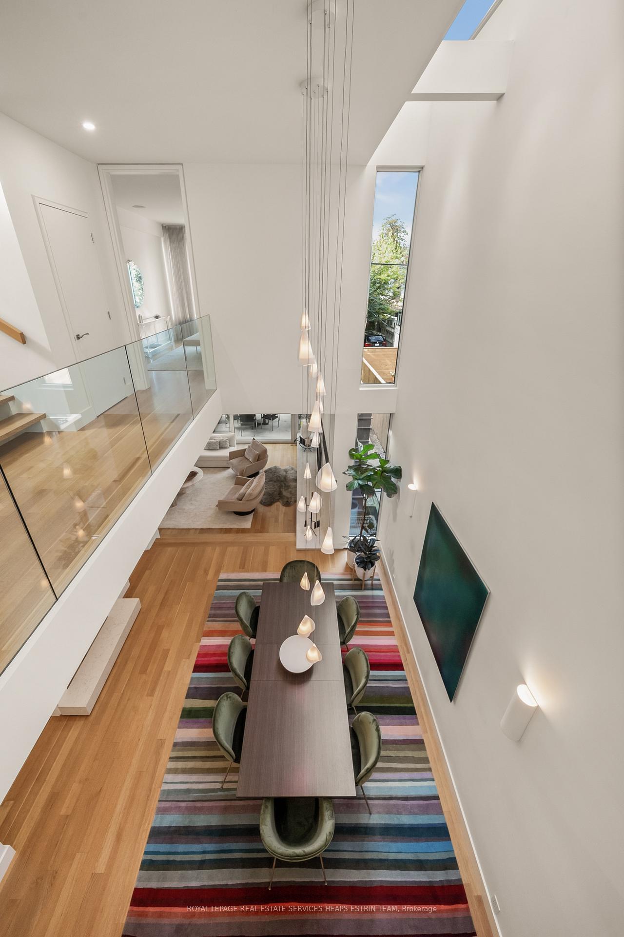 Photo 15 of 102 Robert Street, Toronto, University — HOMEH