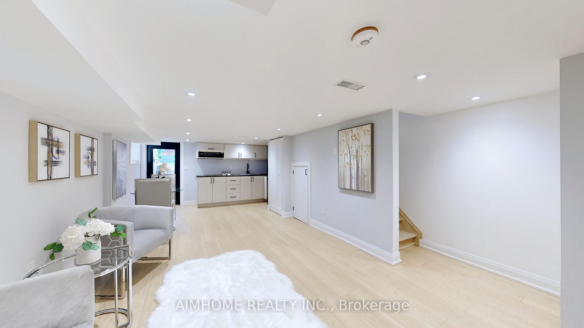 Photo 30 of 43 Highfield Road, Toronto, Greenwood-Coxwell — HOMEH
