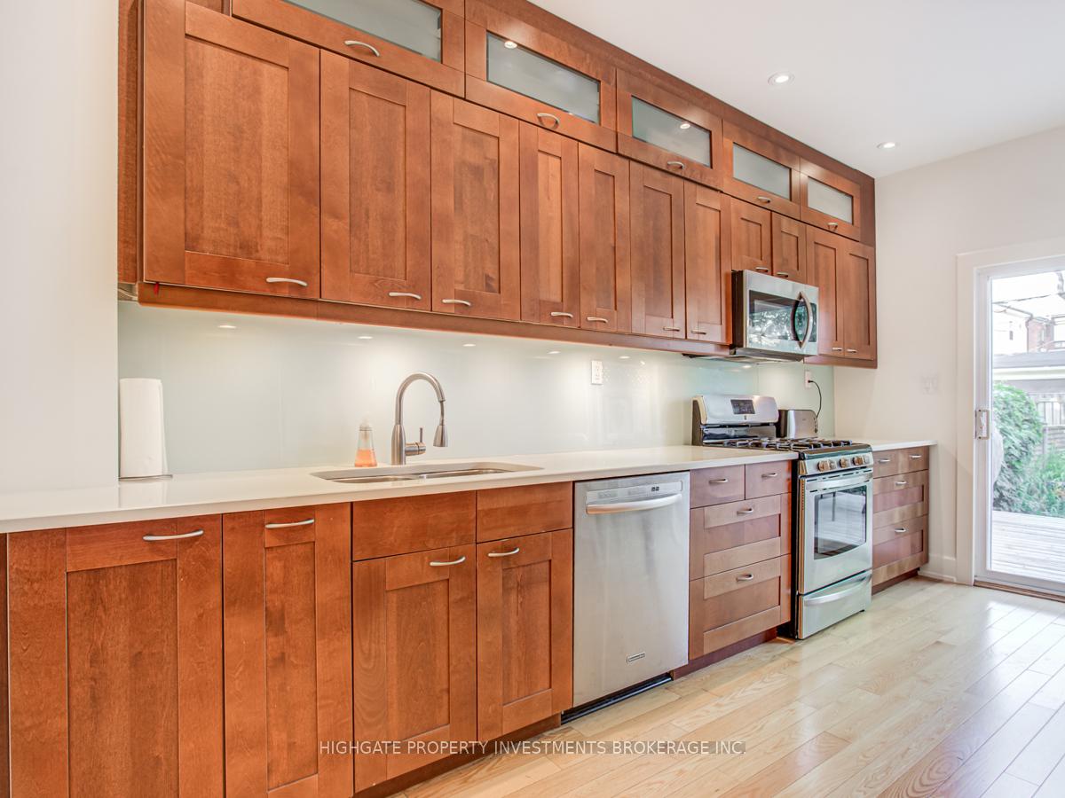 Photo 13 of 97 Jersey Avenue, Toronto, Palmerston-Little Italy — HOMEH