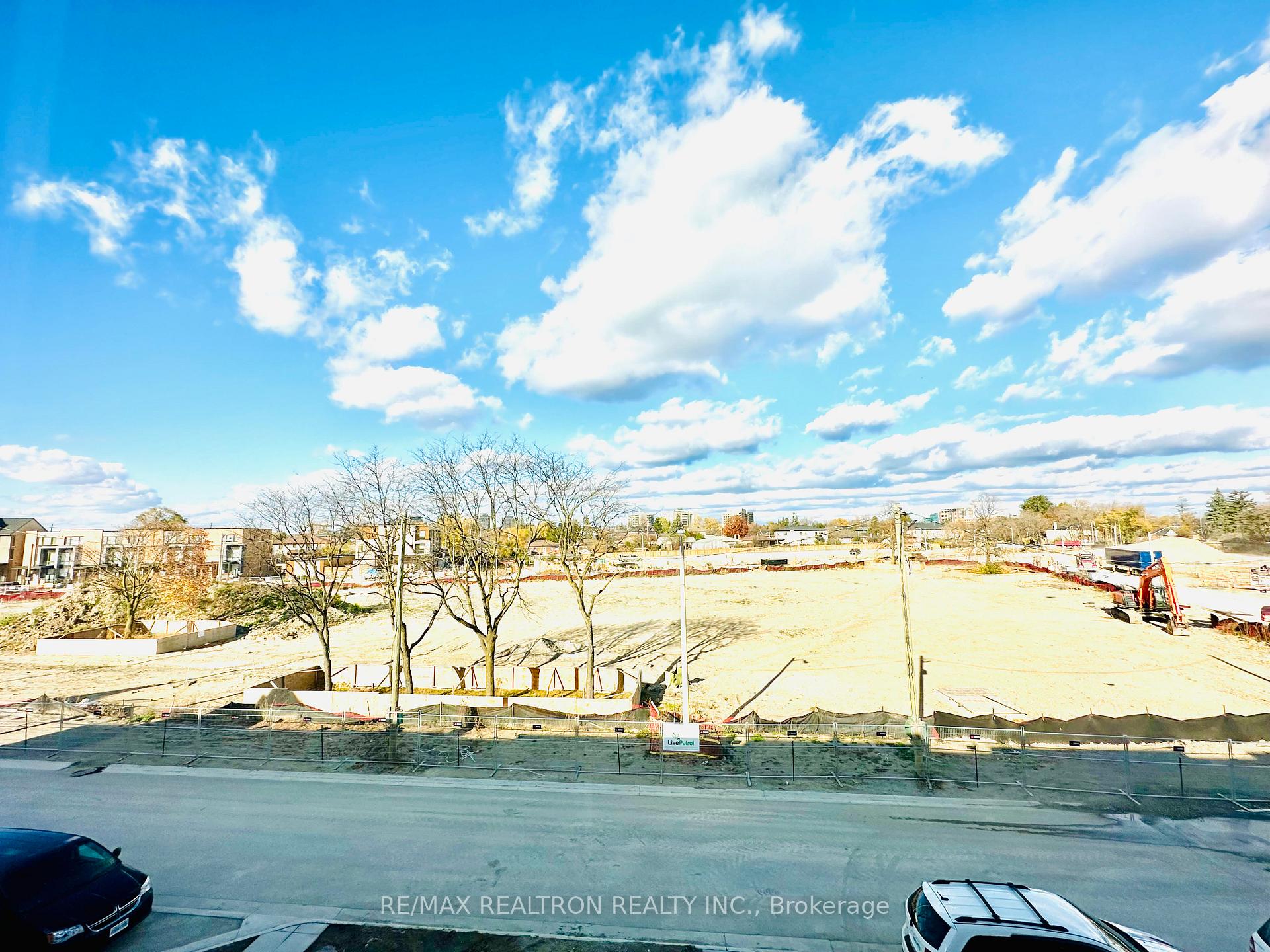Photo 13 of 14 Deep Roots Terrace, Toronto, Englemount-Lawrence — HOMEH