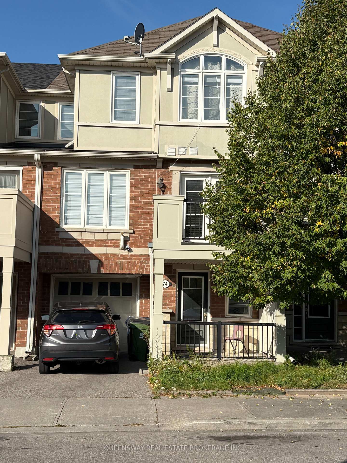 Photo 1 of 74 Howe Avenue, Scarborough, Clairlea-Birchmount — HOMEH
