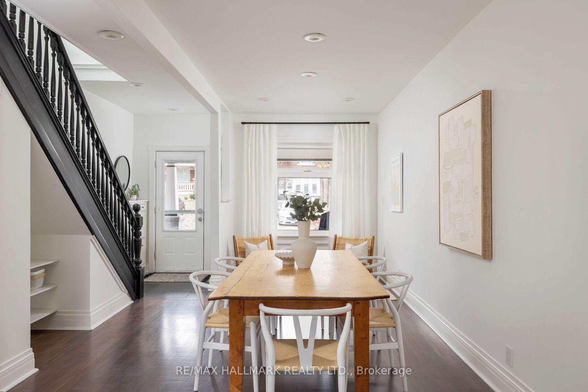 Photo 6 of 146 Lee Avenue, Toronto, The Beaches — HOMEH