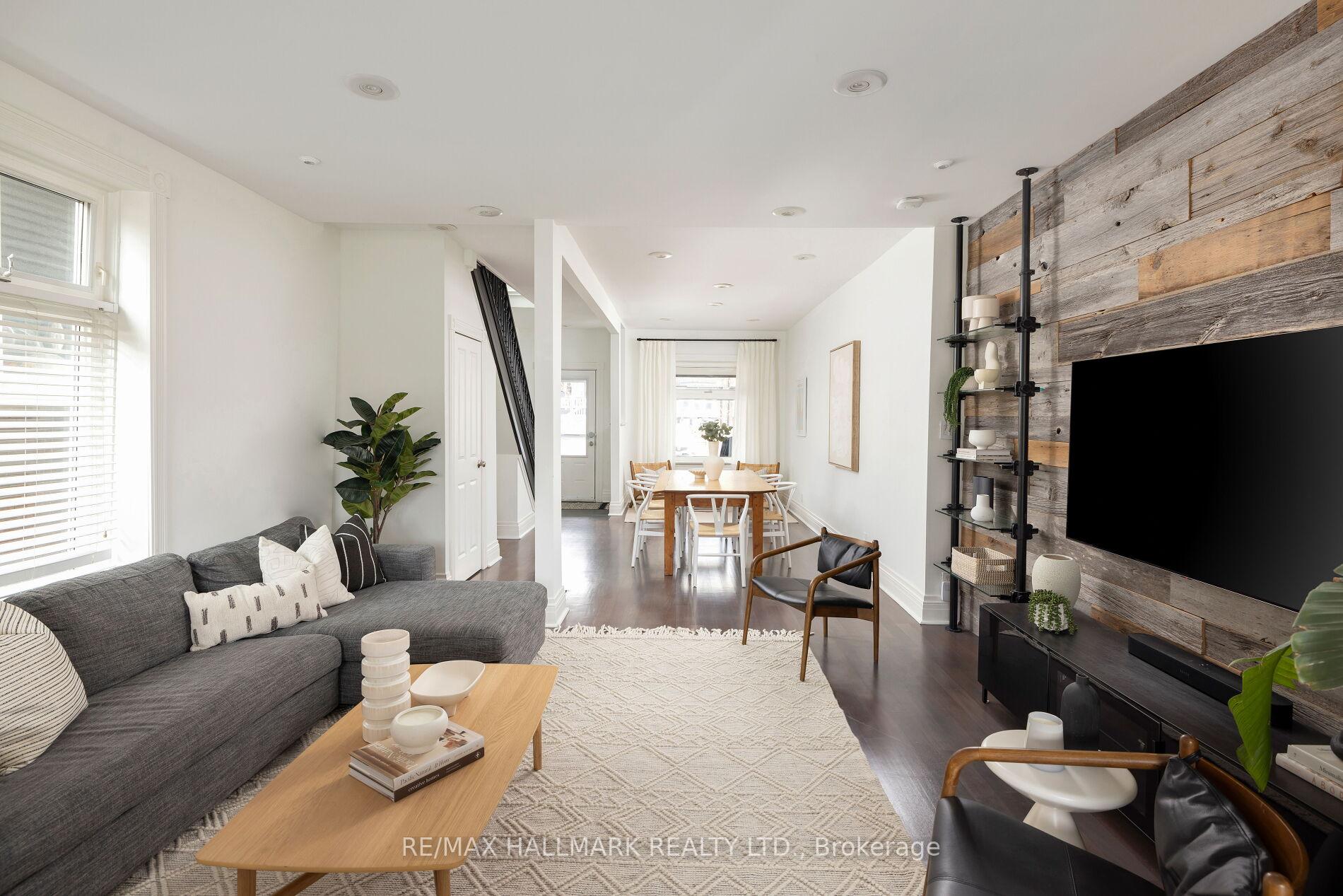 Photo 12 of 146 Lee Avenue, Toronto, The Beaches — HOMEH