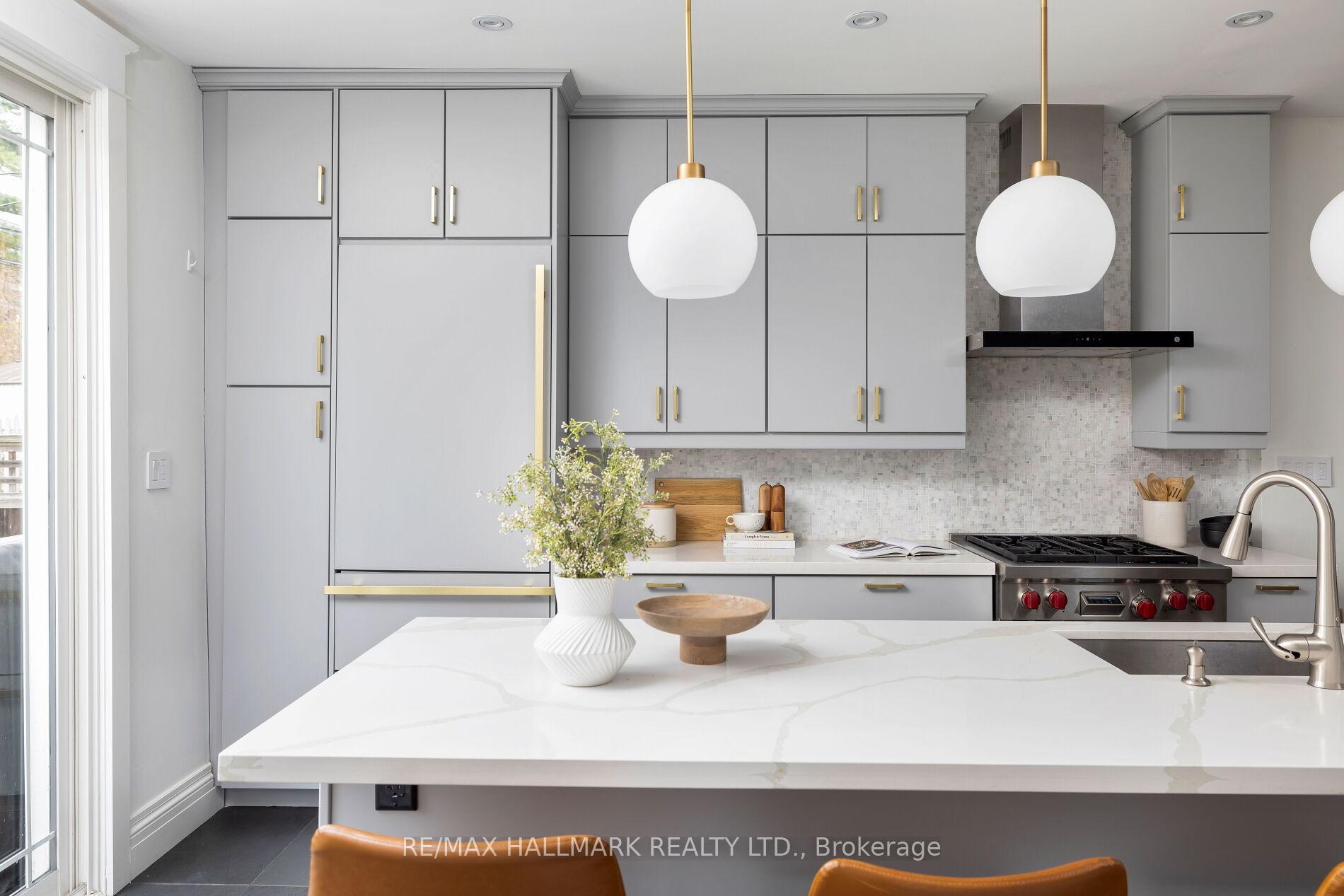 Photo 14 of 146 Lee Avenue, Toronto, The Beaches — HOMEH