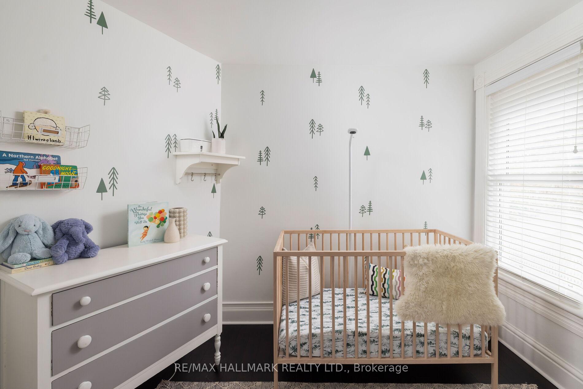 Photo 26 of 146 Lee Avenue, Toronto, The Beaches — HOMEH