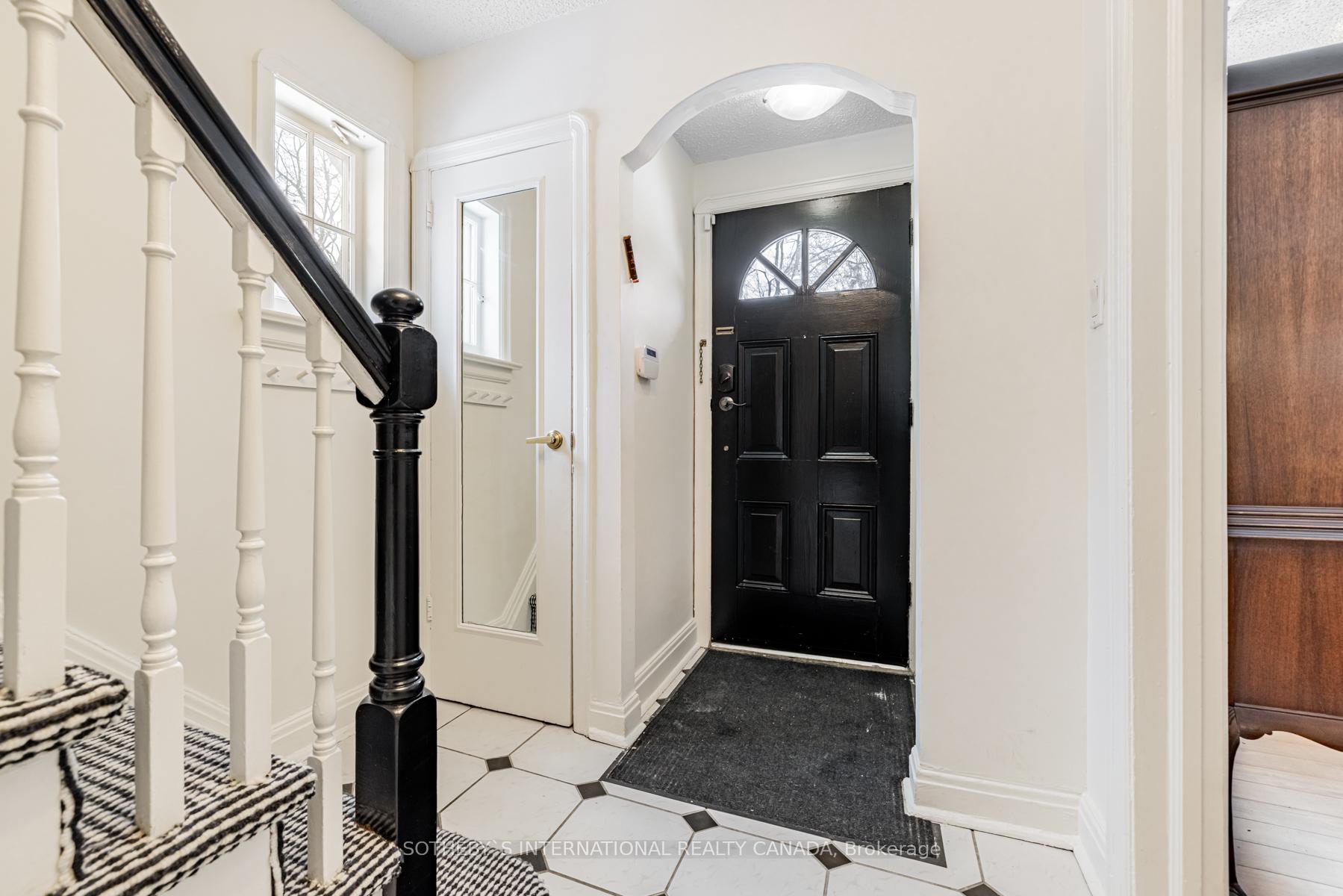 Photo 3 of 56 Park Hill Road, Toronto, Forest Hill North — HOMEH