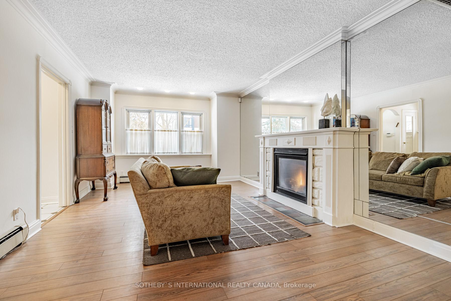Photo 5 of 56 Park Hill Road, Toronto, Forest Hill North — HOMEH