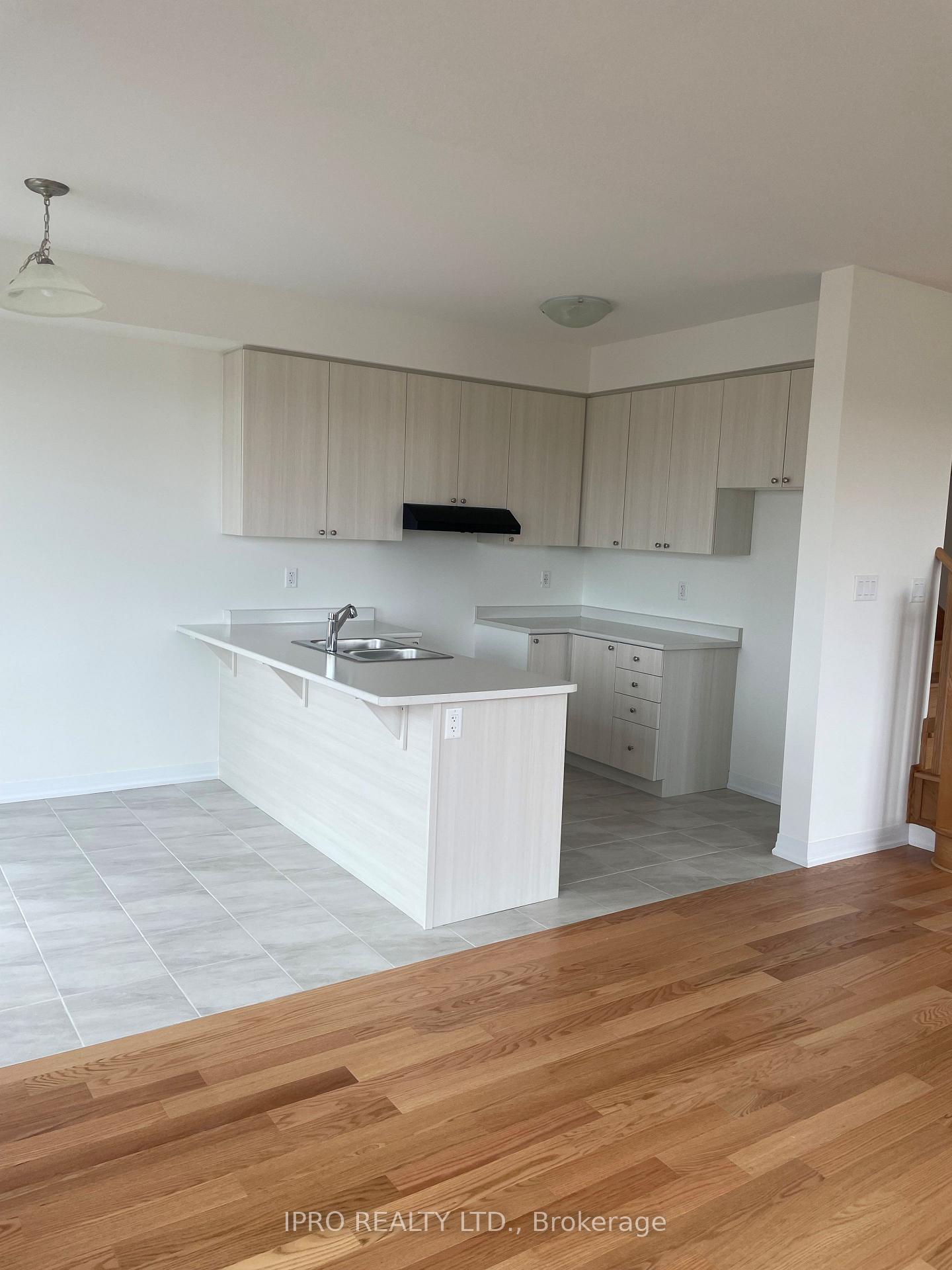 Photo 2 of 15 Peach Drive, Thorold, Rolling Meadows — HOMEH