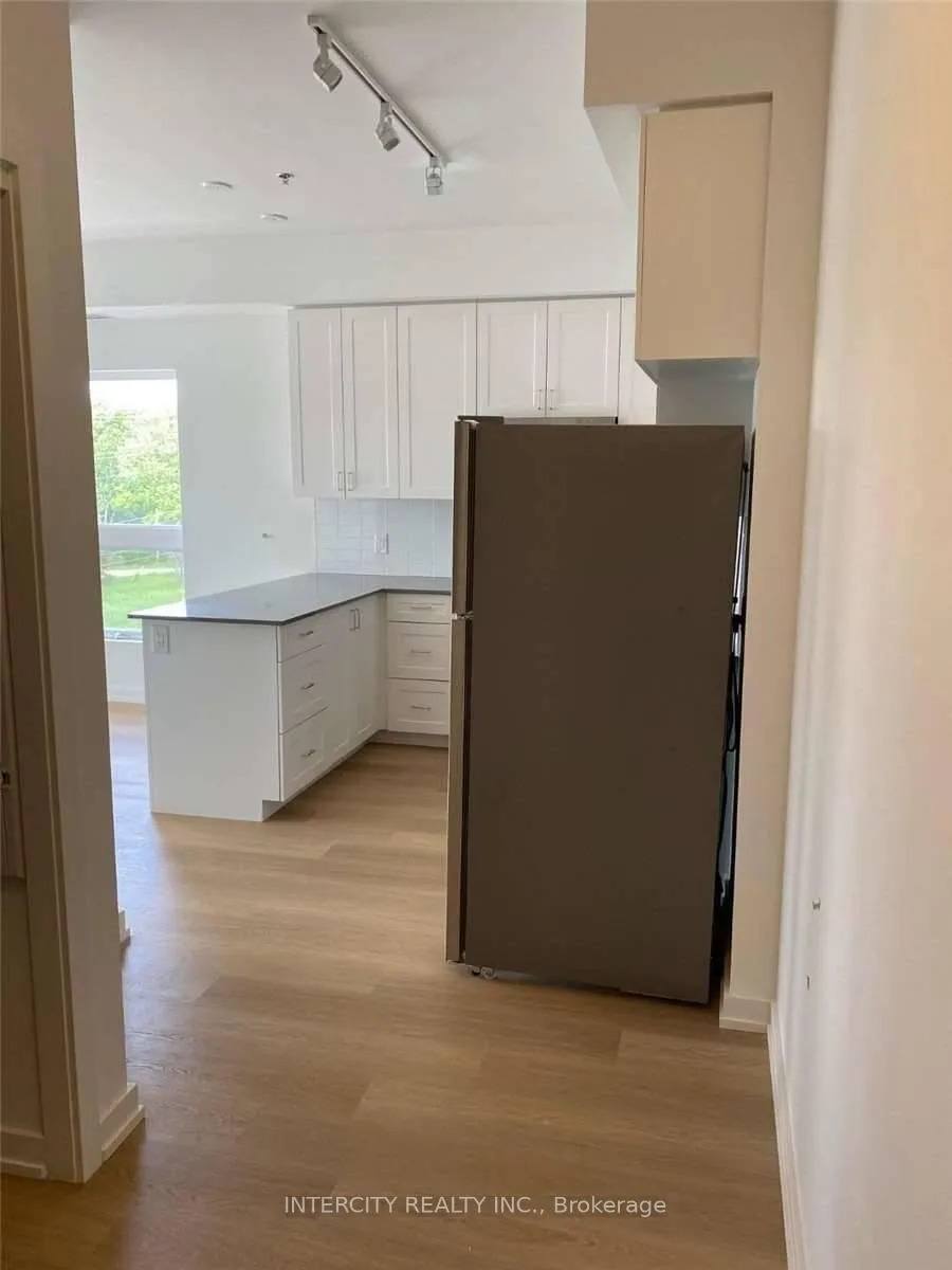 Photo 6 of Unit 322, 430 Essa Road, Barrie, Holly — HOMEH