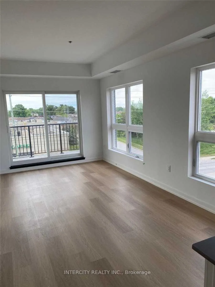 Photo 7 of Unit 322, 430 Essa Road, Barrie, Holly — HOMEH