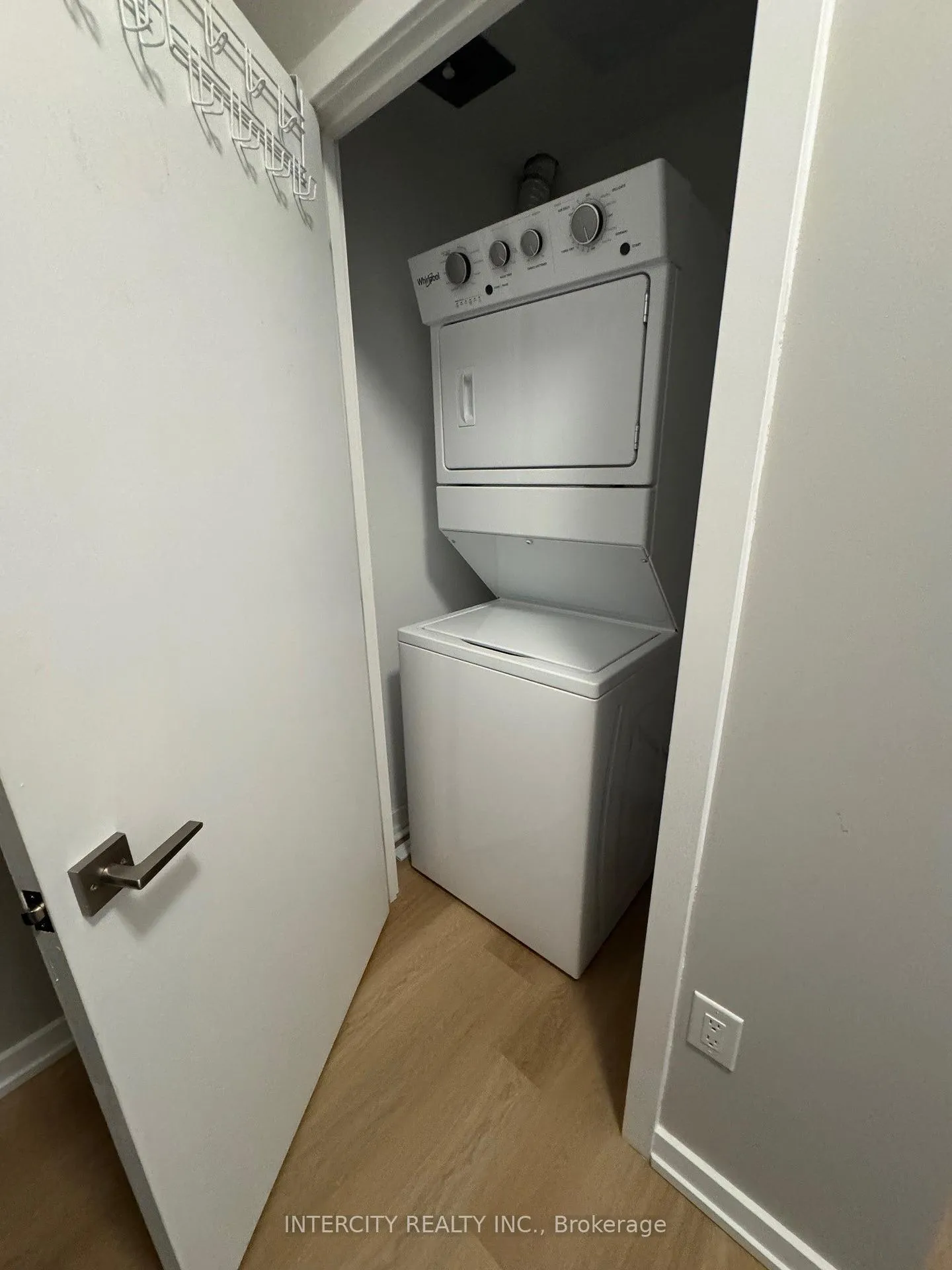 Photo 9 of Unit 322, 430 Essa Road, Barrie, Holly — HOMEH