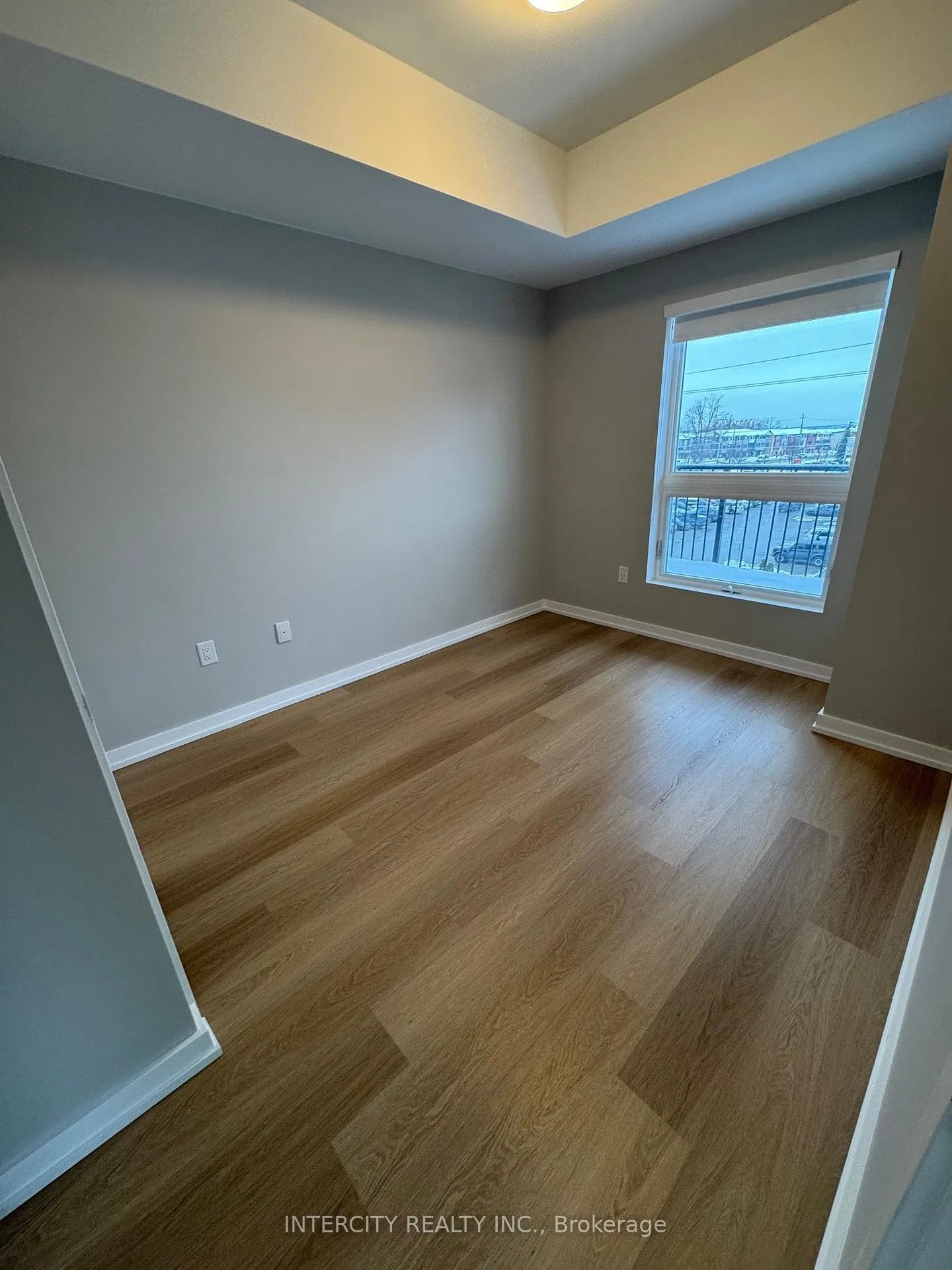 Photo 12 of Unit 322, 430 Essa Road, Barrie, Holly — HOMEH