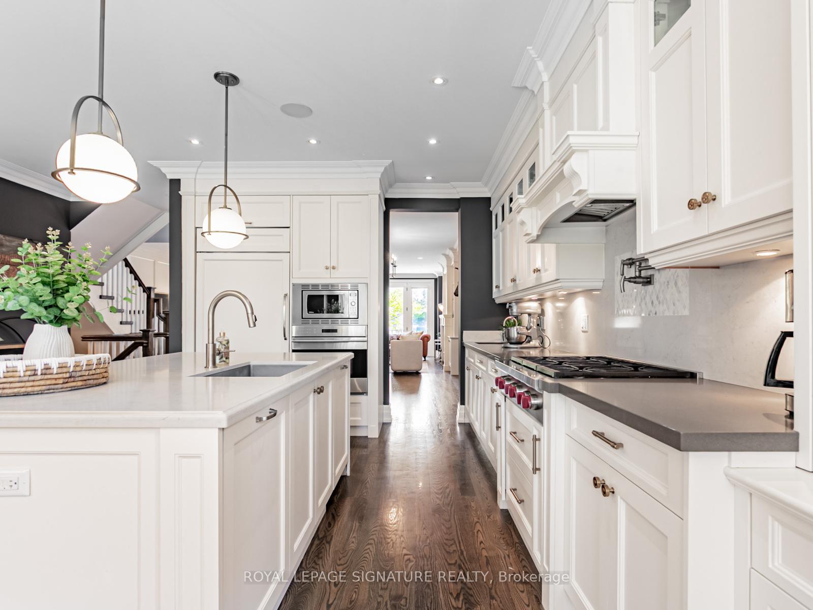 Photo 9 of 198 Brooke Avenue, Toronto, Bedford Park-Nortown — HOMEH