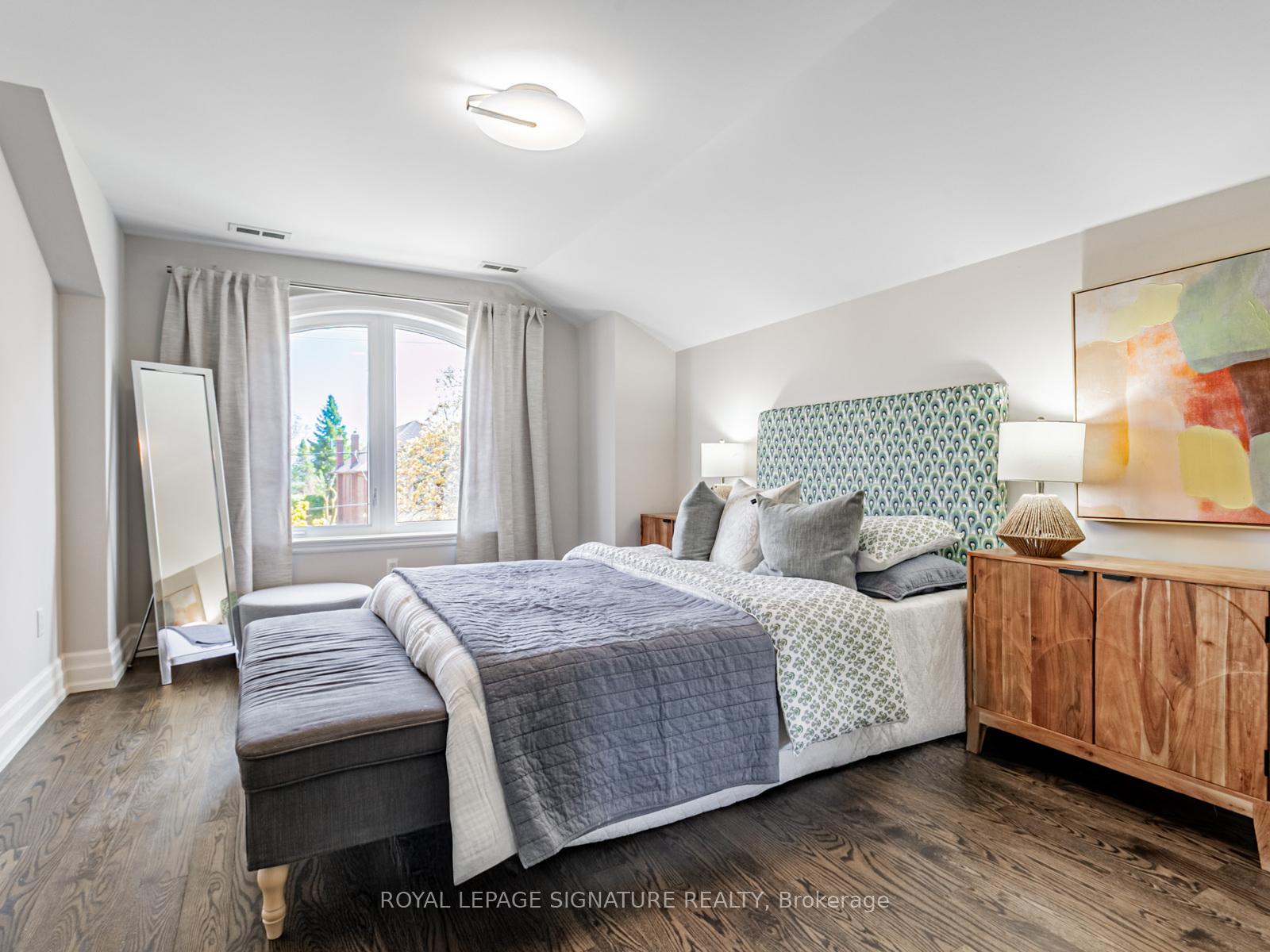 Photo 19 of 198 Brooke Avenue, Toronto, Bedford Park-Nortown — HOMEH