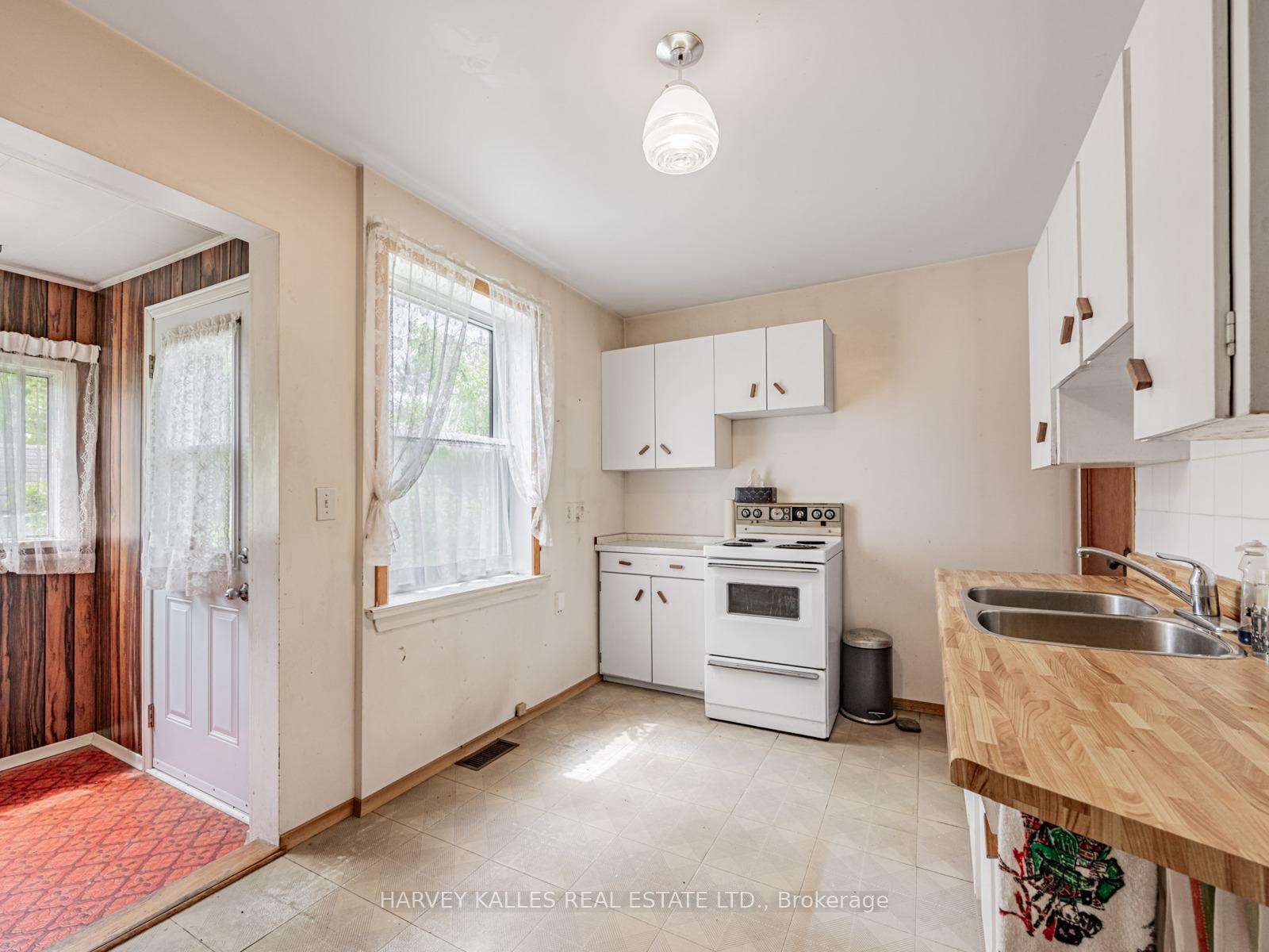 Photo 12 of 71 Mortimer Avenue, Toronto, Broadview North — HOMEH