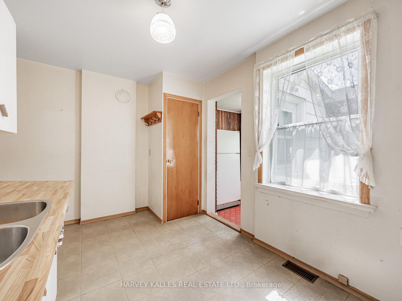 Photo 15 of 71 Mortimer Avenue, Toronto, Broadview North — HOMEH