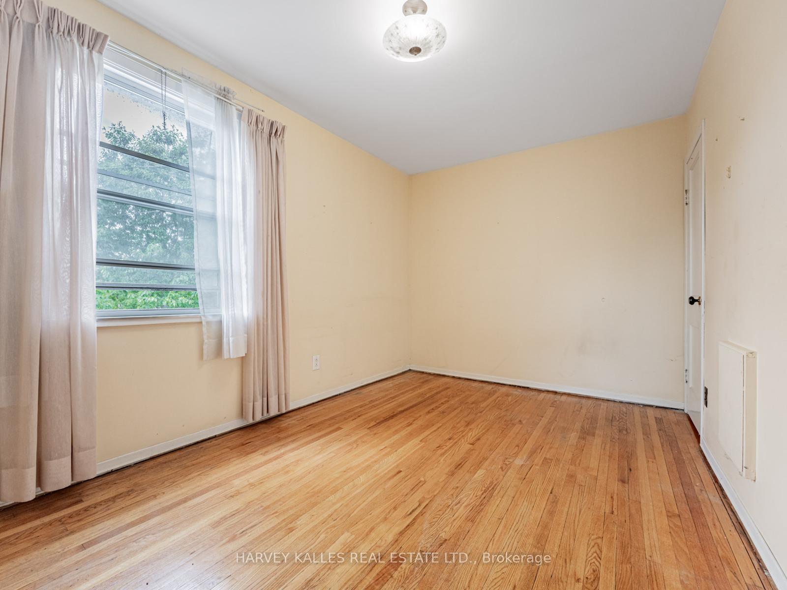 Photo 17 of 71 Mortimer Avenue, Toronto, Broadview North — HOMEH