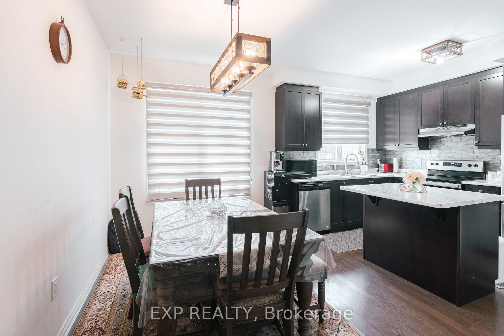Photo 9 of 15 Fusilier Drive, Scarborough, Clairlea-Birchmount — HOMEH