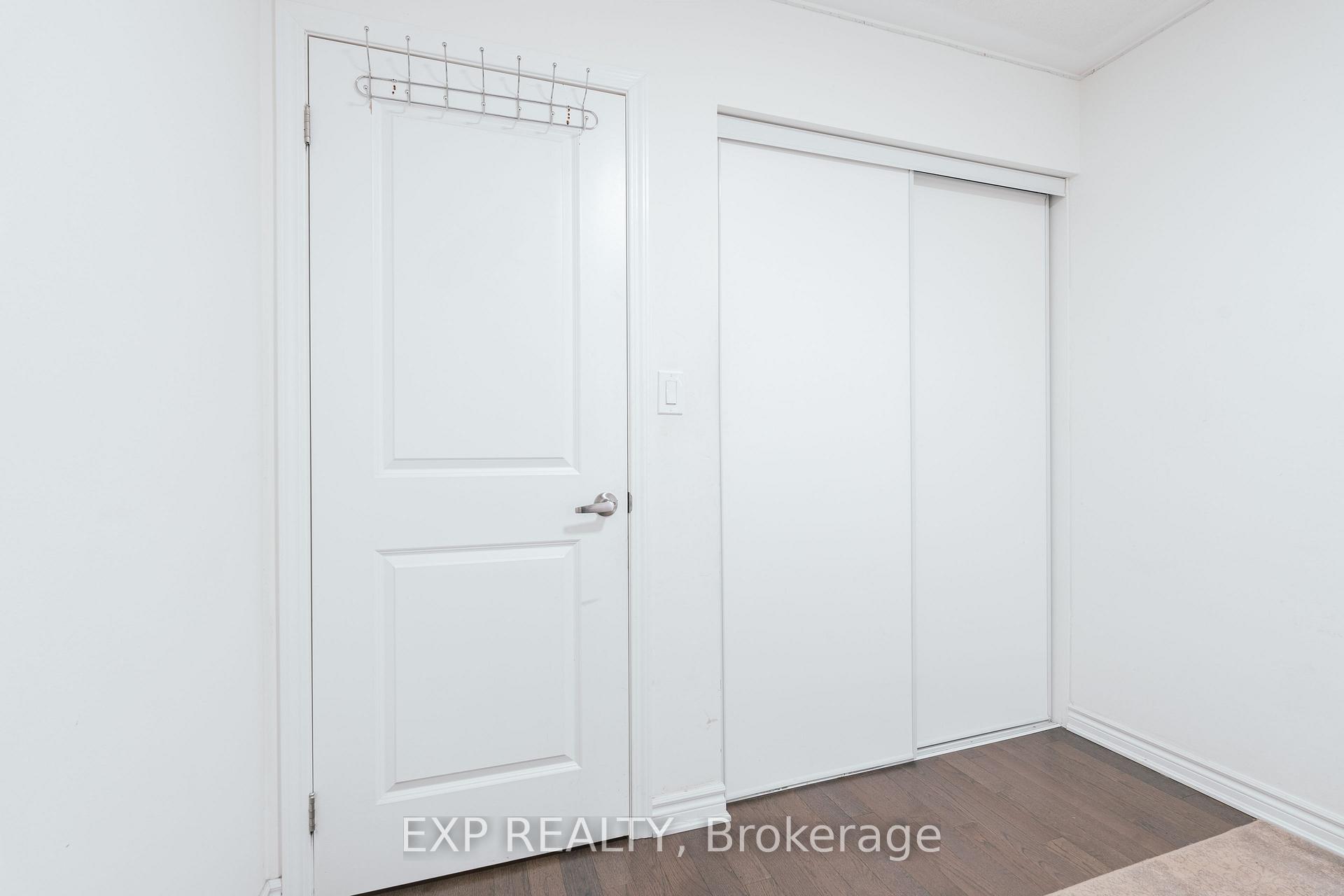 Photo 22 of 15 Fusilier Drive, Scarborough, Clairlea-Birchmount — HOMEH
