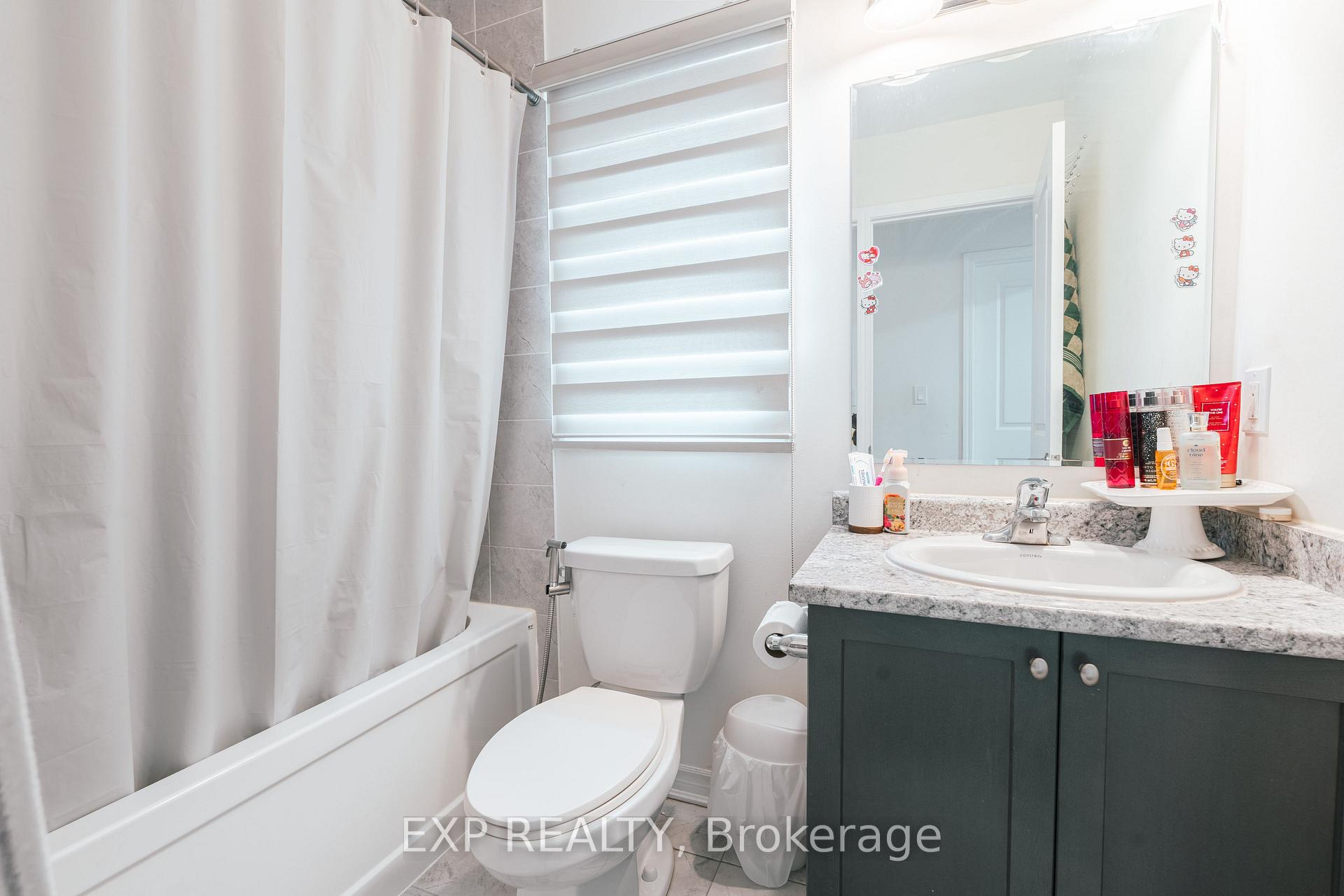 Photo 23 of 15 Fusilier Drive, Scarborough, Clairlea-Birchmount — HOMEH