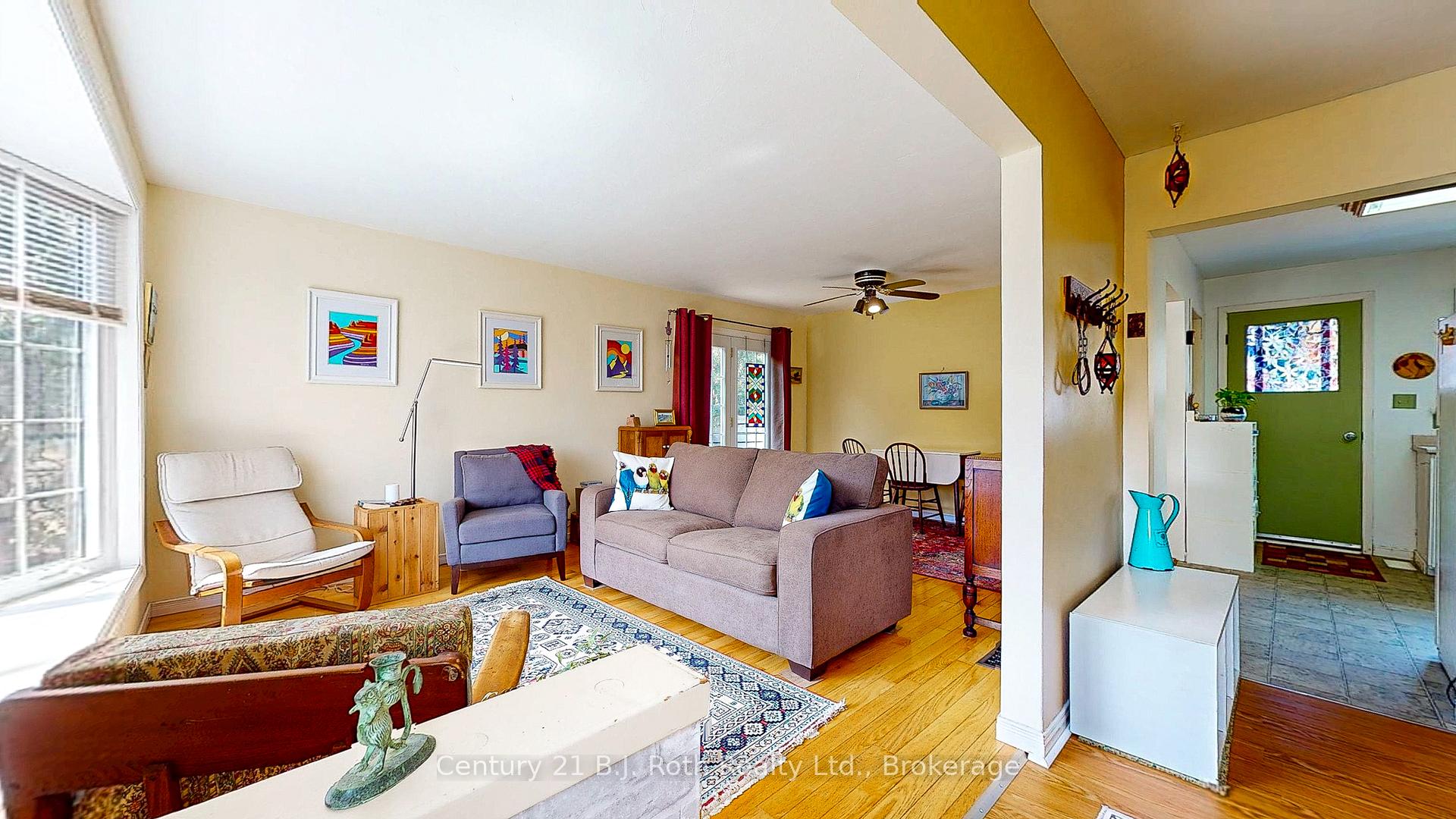 Photo 2 of 470 Wardell Street, Tay, Port McNicoll — HOMEH