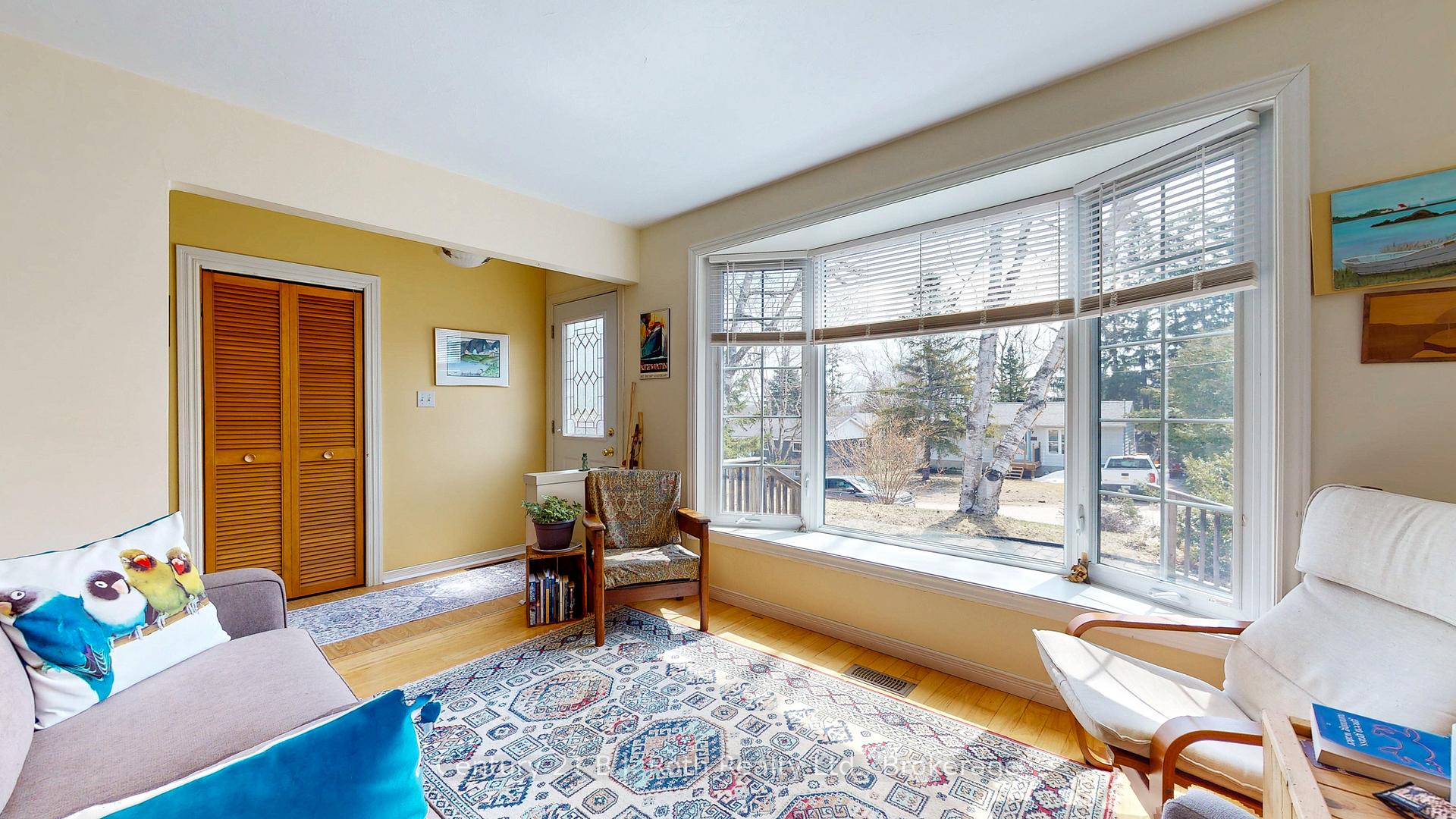 Photo 3 of 470 Wardell Street, Tay, Port McNicoll — HOMEH