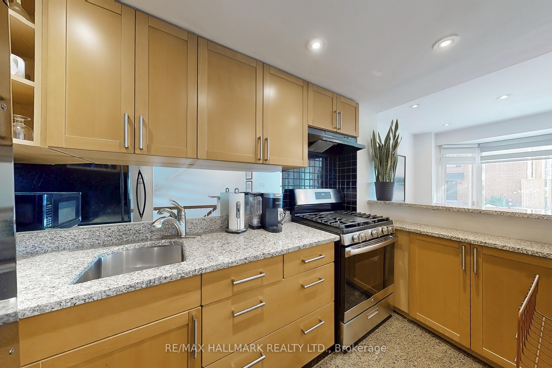 Photo 13 of 38 Torbrick Road, Toronto, Greenwood-Coxwell — HOMEH