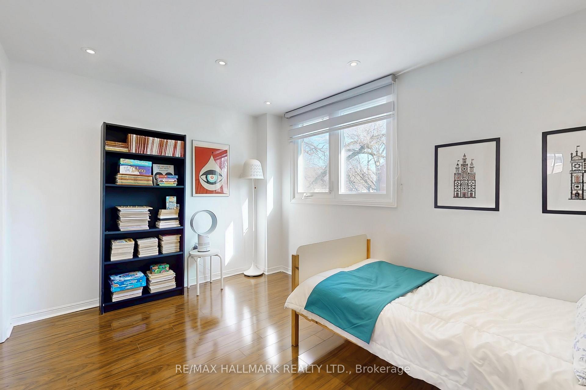 Photo 22 of 38 Torbrick Road, Toronto, Greenwood-Coxwell — HOMEH