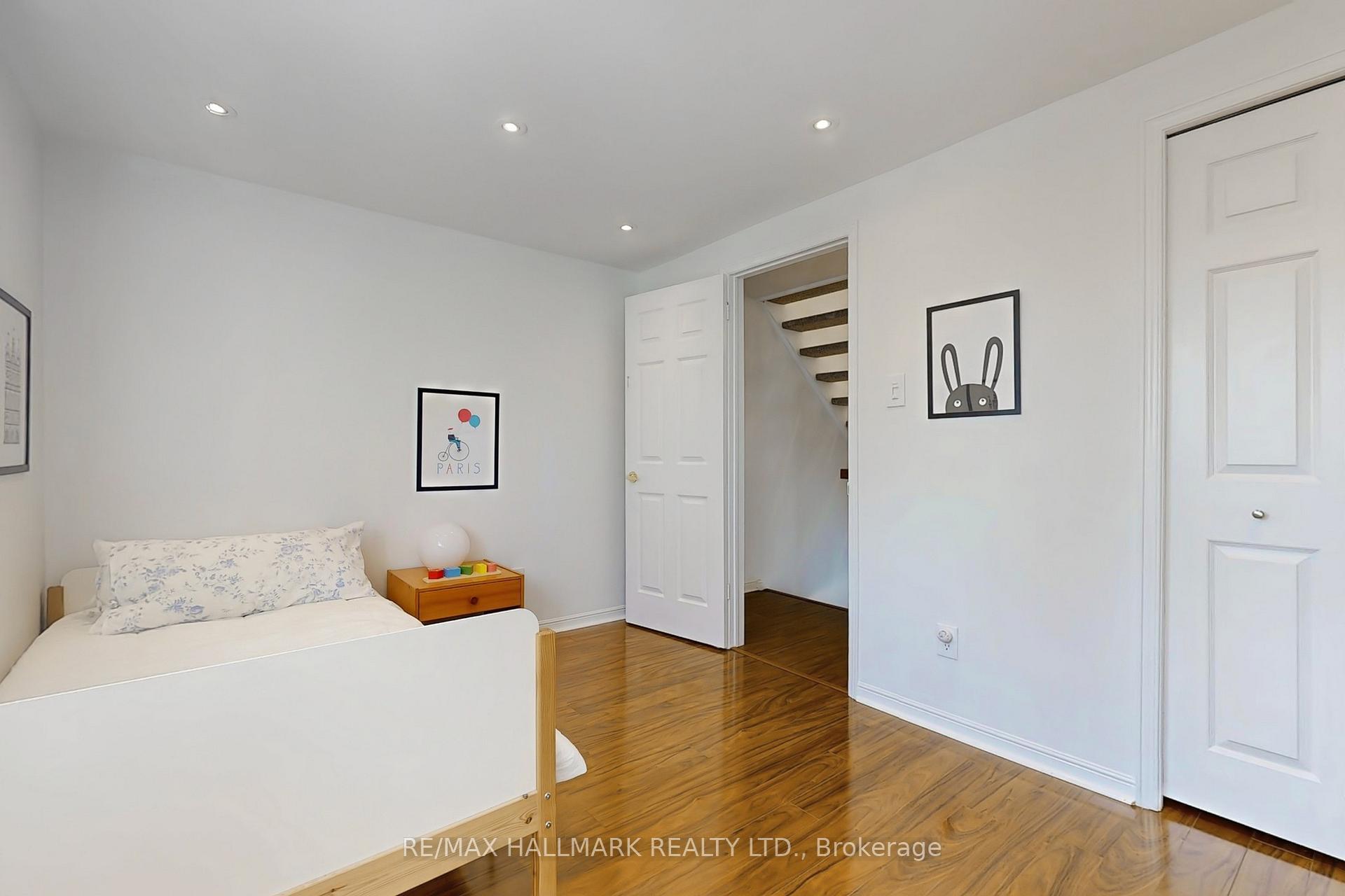 Photo 23 of 38 Torbrick Road, Toronto, Greenwood-Coxwell — HOMEH