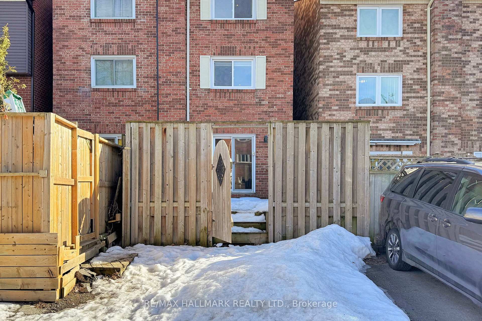 Photo 44 of 38 Torbrick Road, Toronto, Greenwood-Coxwell — HOMEH