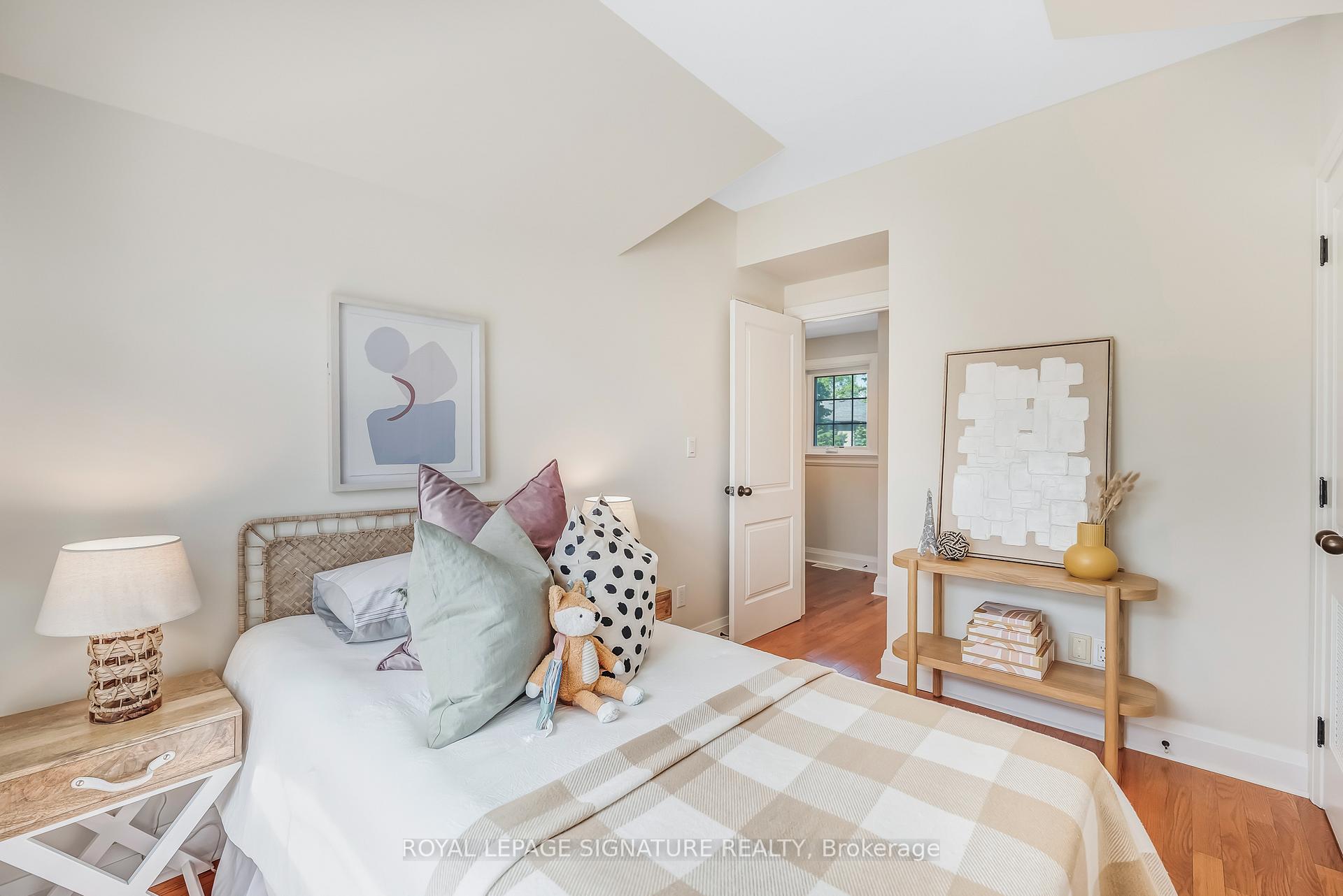 Photo 4 of 15 Ashall Boulevard, Toronto, O'Connor-Parkview — HOMEH