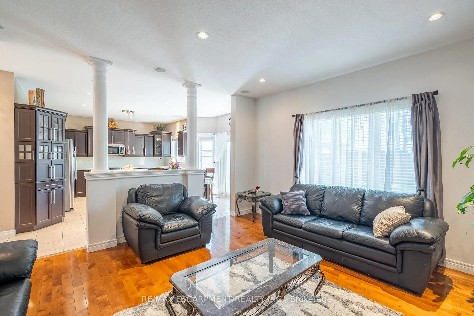 Photo 22 of 24 Edgecroft Crescent, Hamilton, Stoney Creek Mountain — HOMEH