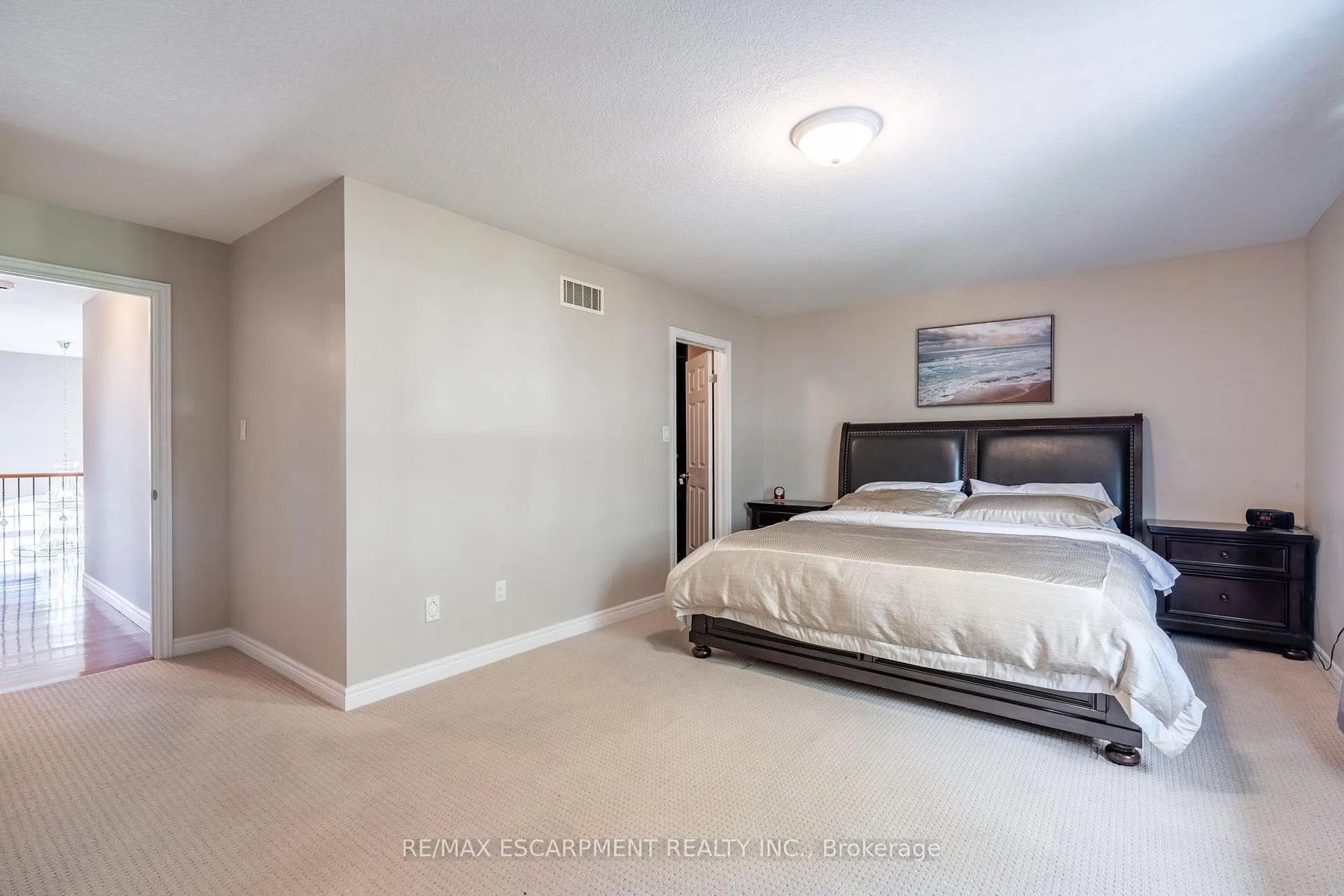 Photo 27 of 24 Edgecroft Crescent, Hamilton, Stoney Creek Mountain — HOMEH