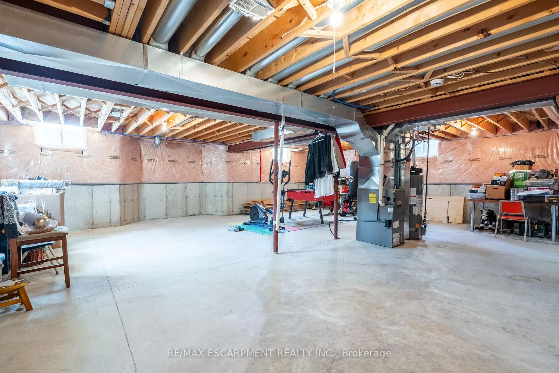 Photo 33 of 24 Edgecroft Crescent, Hamilton, Stoney Creek Mountain — HOMEH
