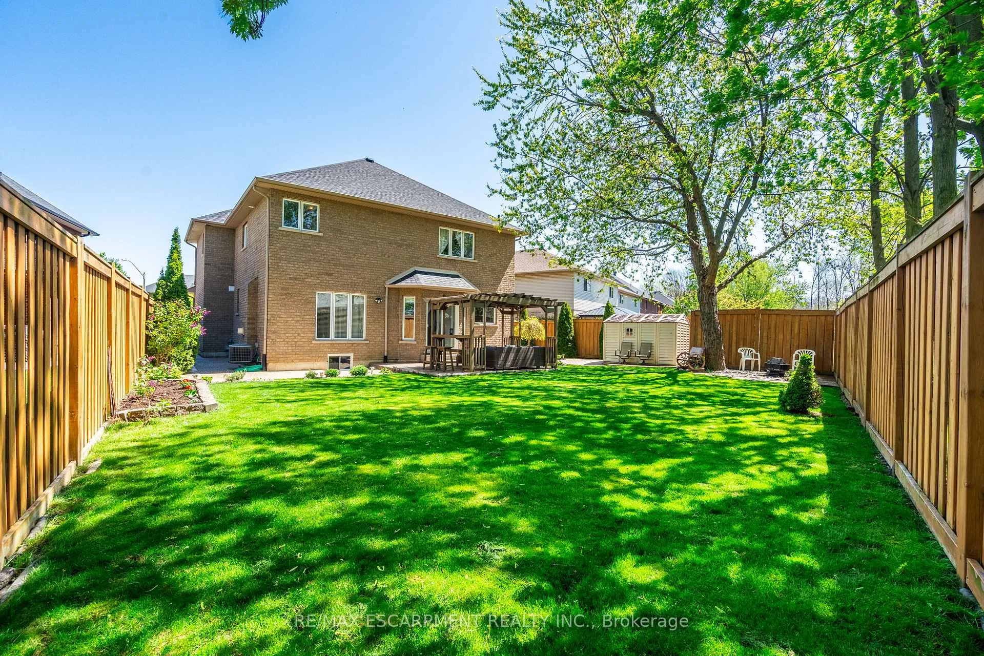 Photo 35 of 24 Edgecroft Crescent, Hamilton, Stoney Creek Mountain — HOMEH