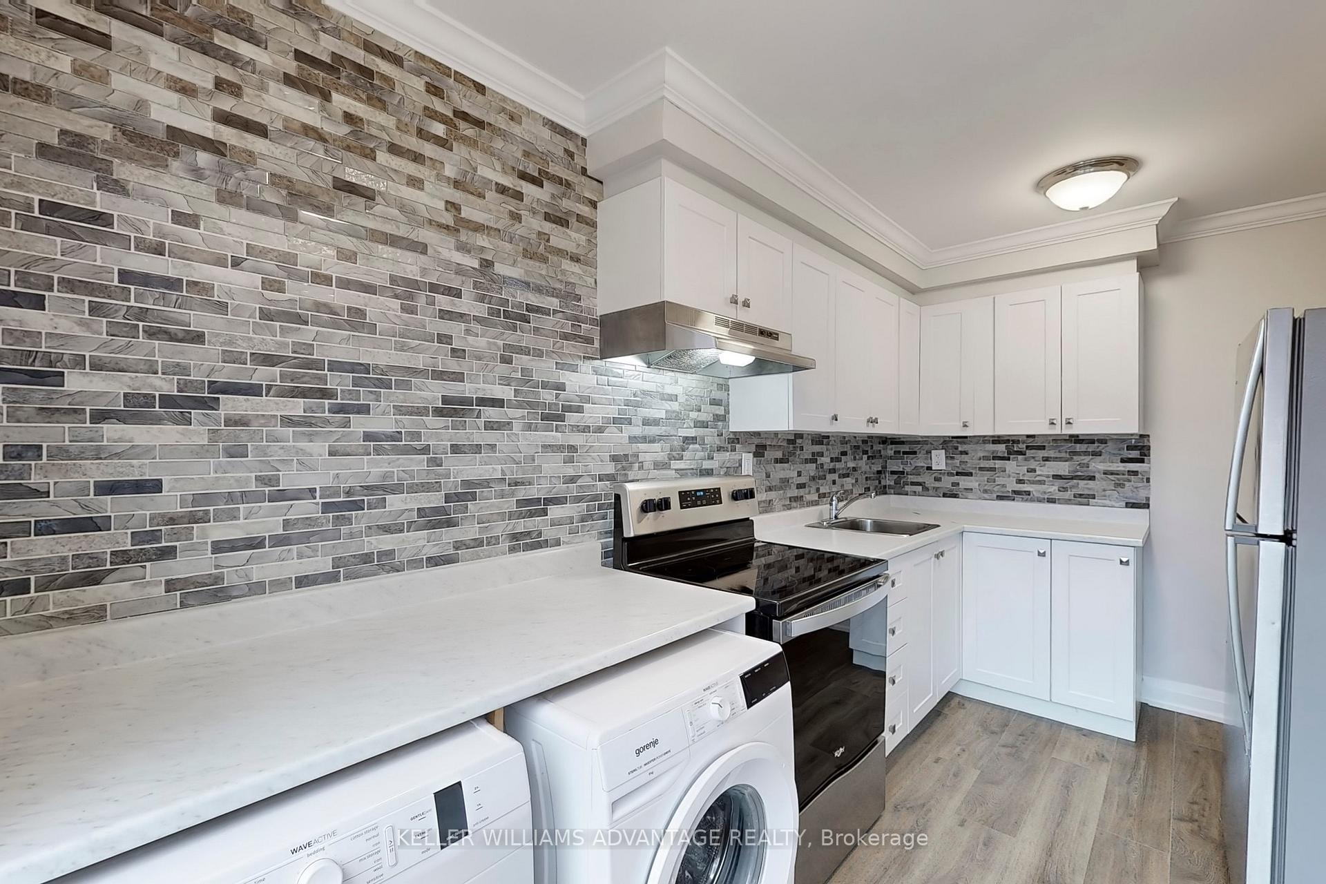 Photo 7 of 208 Wheeler Avenue, Toronto, The Beaches — HOMEH