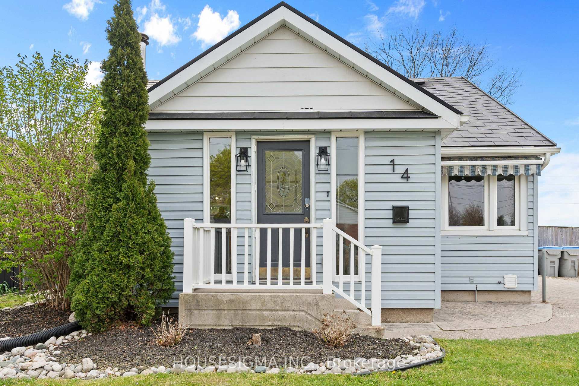 Photo 6 of 14 Carroll Street W, Strathroy-Caradoc, NE — HOMEH