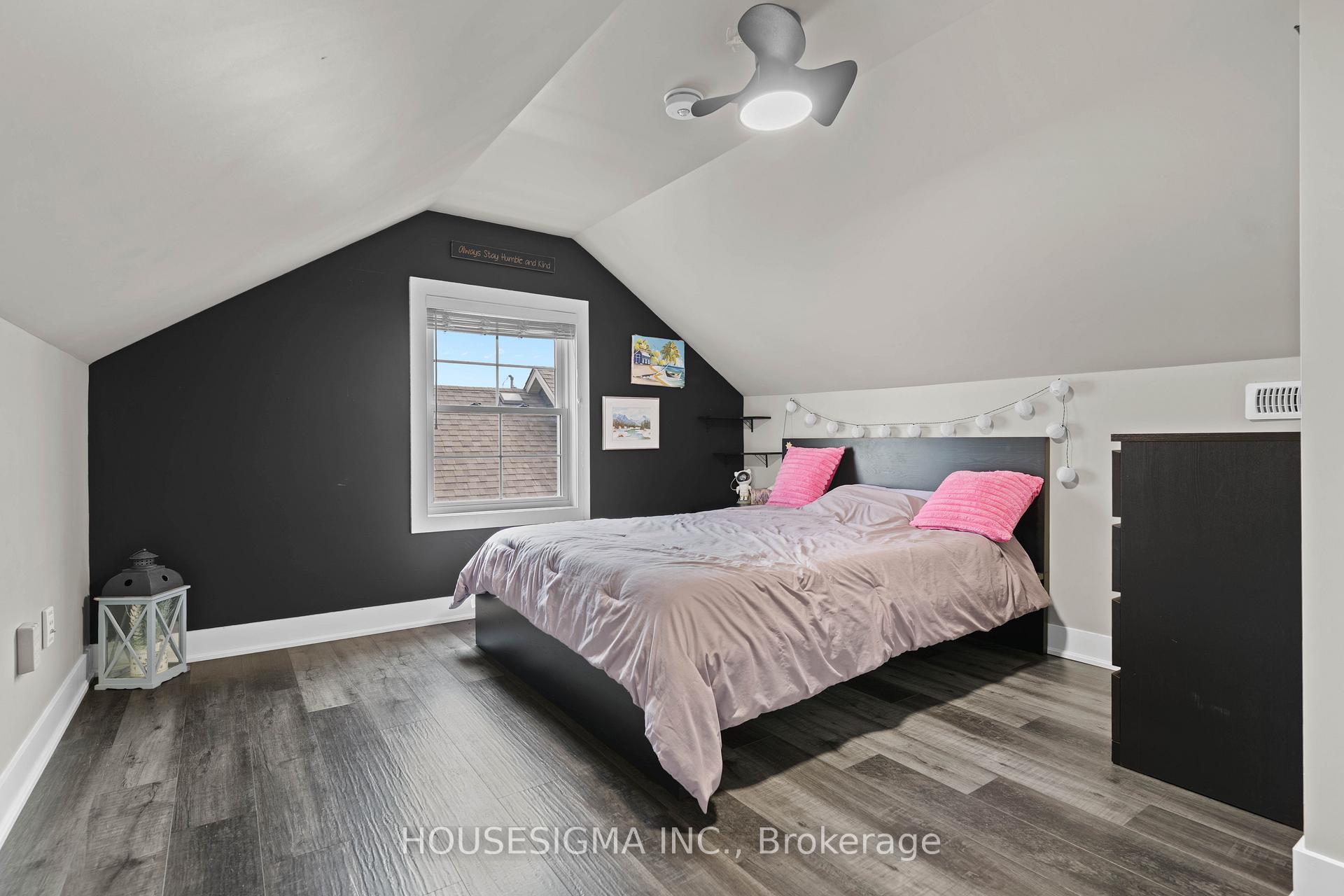 Photo 26 of 14 Carroll Street W, Strathroy-Caradoc, NE — HOMEH