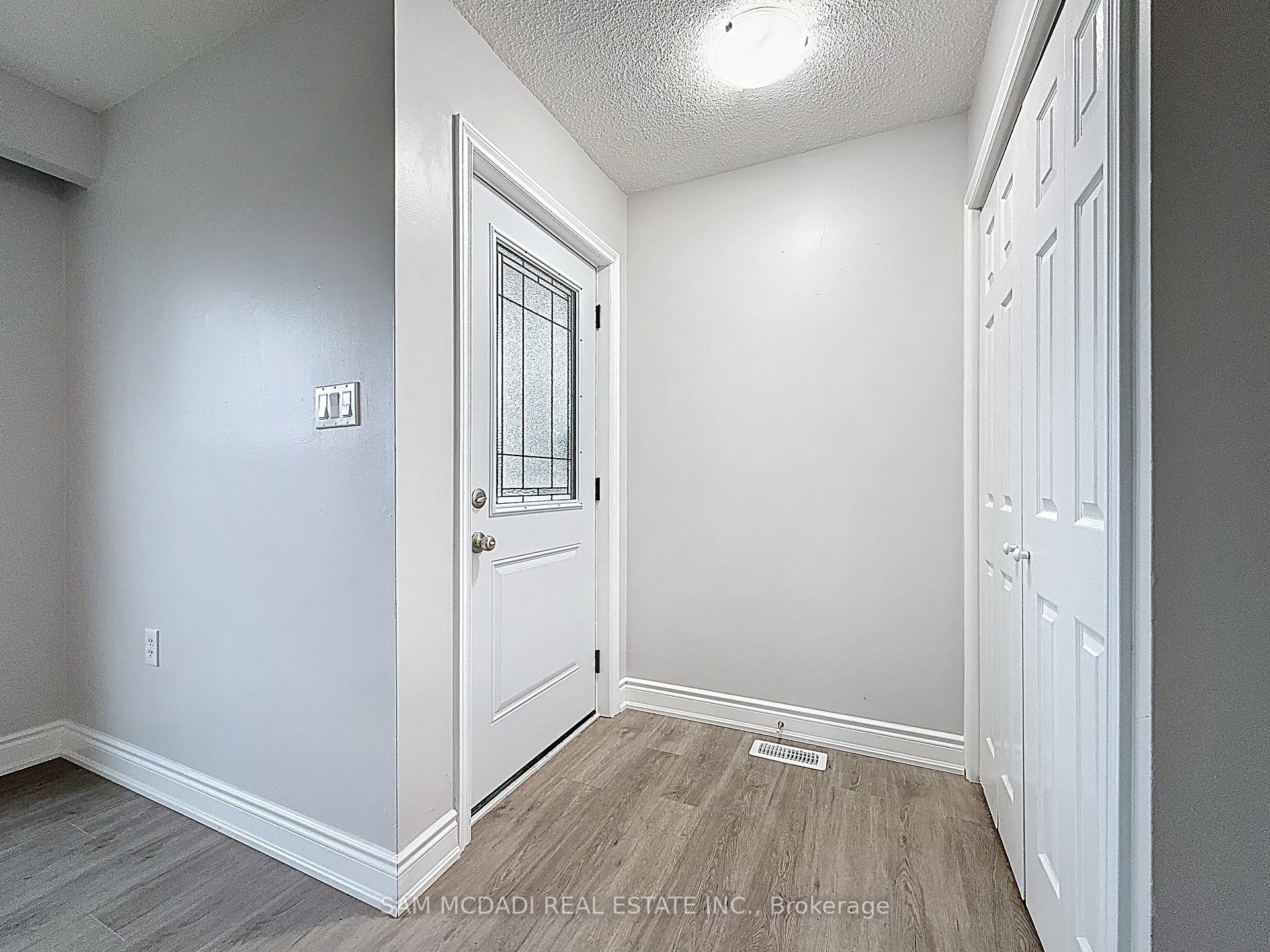Photo 3 of 25 Deerfield Parkway, Thorold, Allanburg/Thorold South — HOMEH