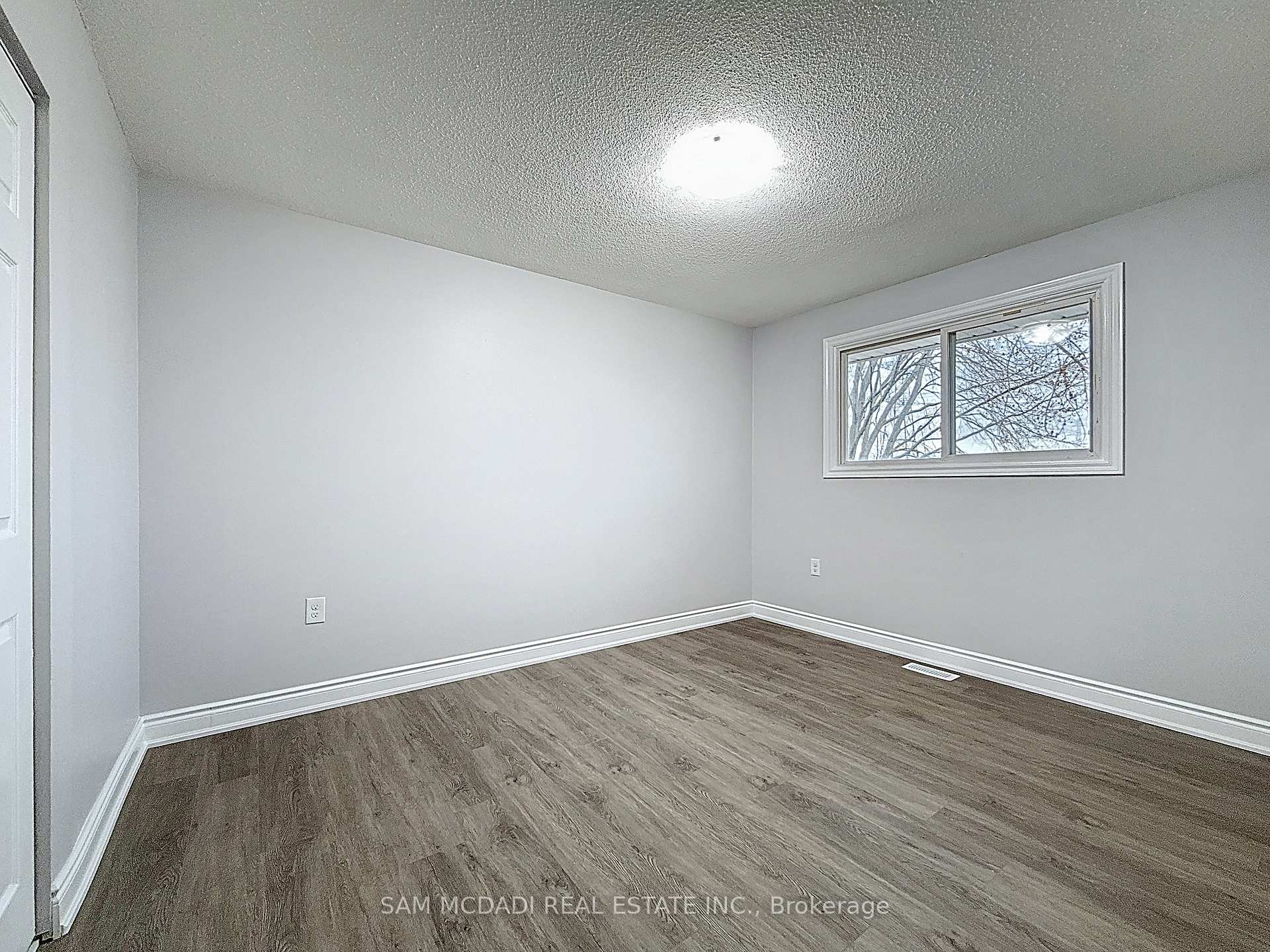 Photo 16 of 25 Deerfield Parkway, Thorold, Allanburg/Thorold South — HOMEH