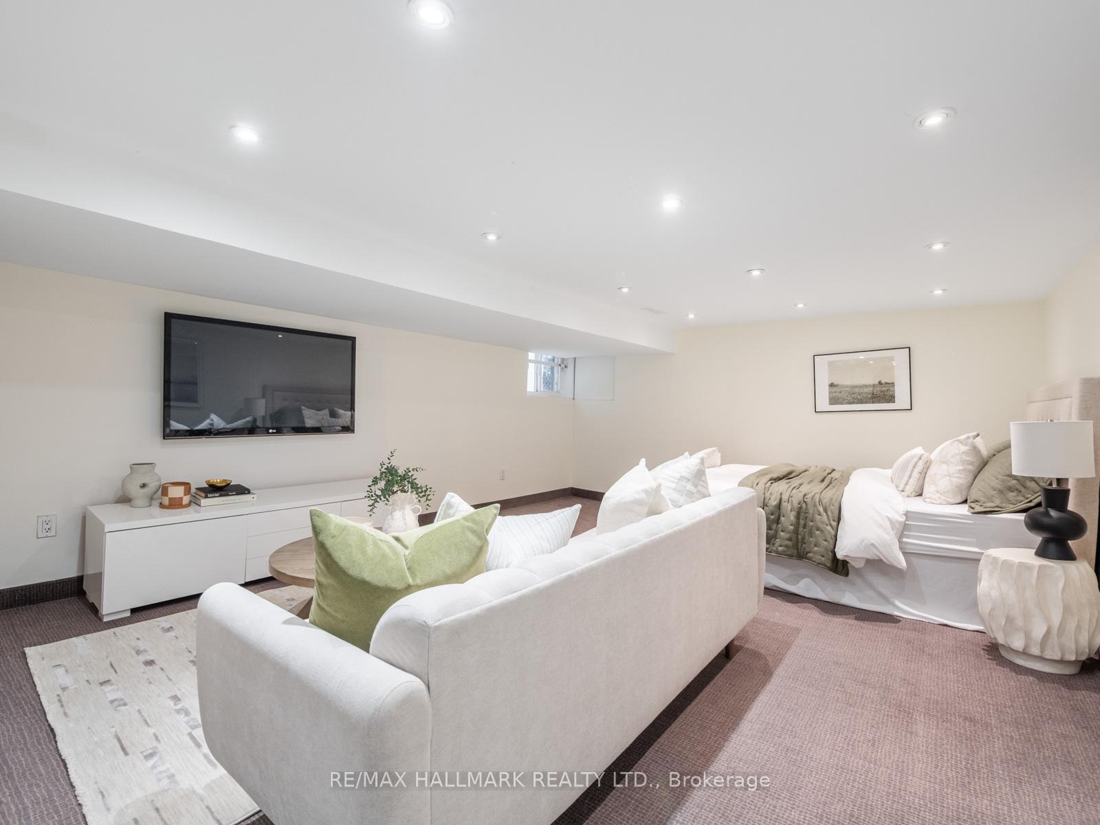 Photo 35 of 623 Pape Avenue, Toronto, Blake-Jones — HOMEH