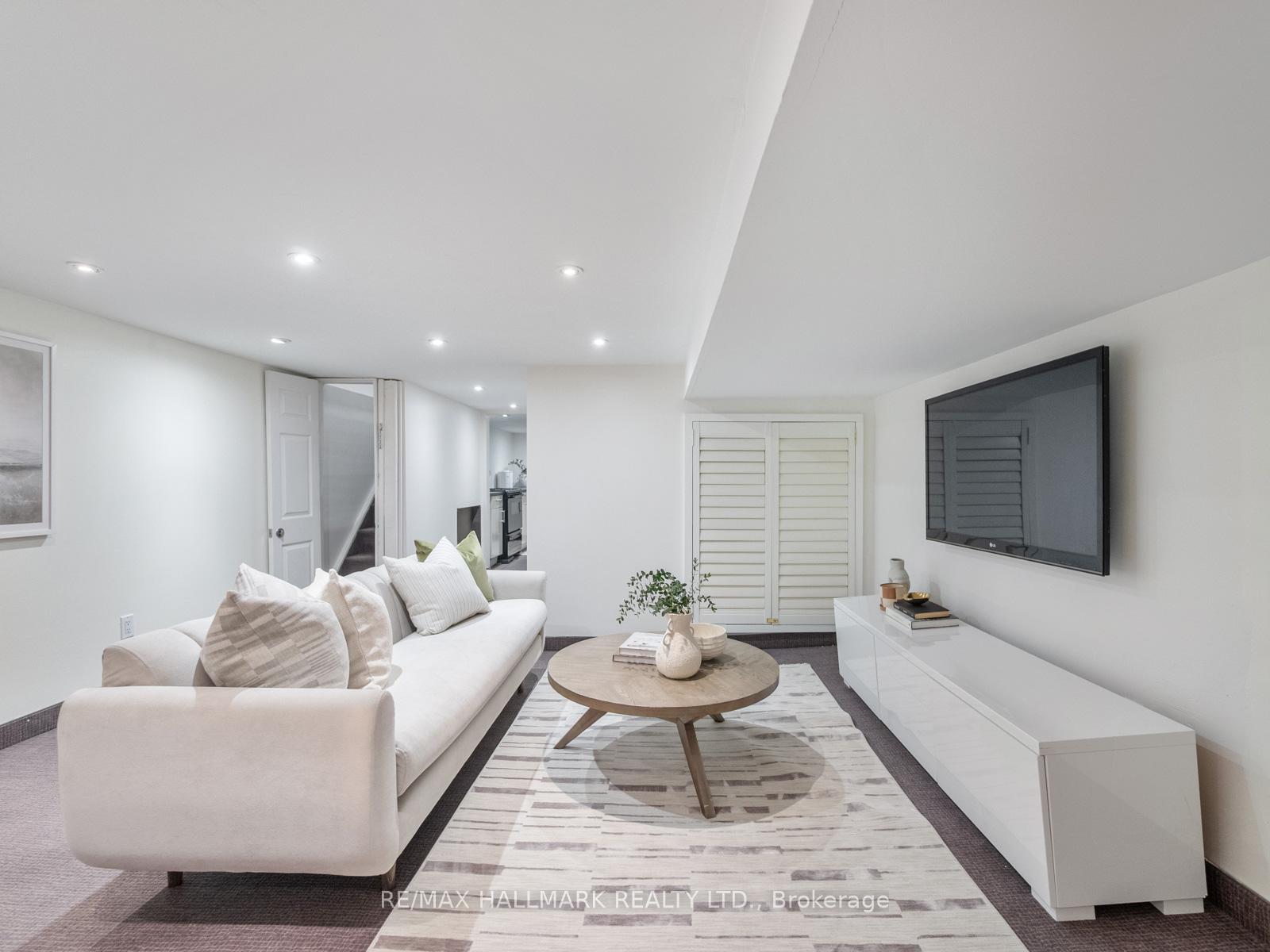 Photo 36 of 623 Pape Avenue, Toronto, Blake-Jones — HOMEH