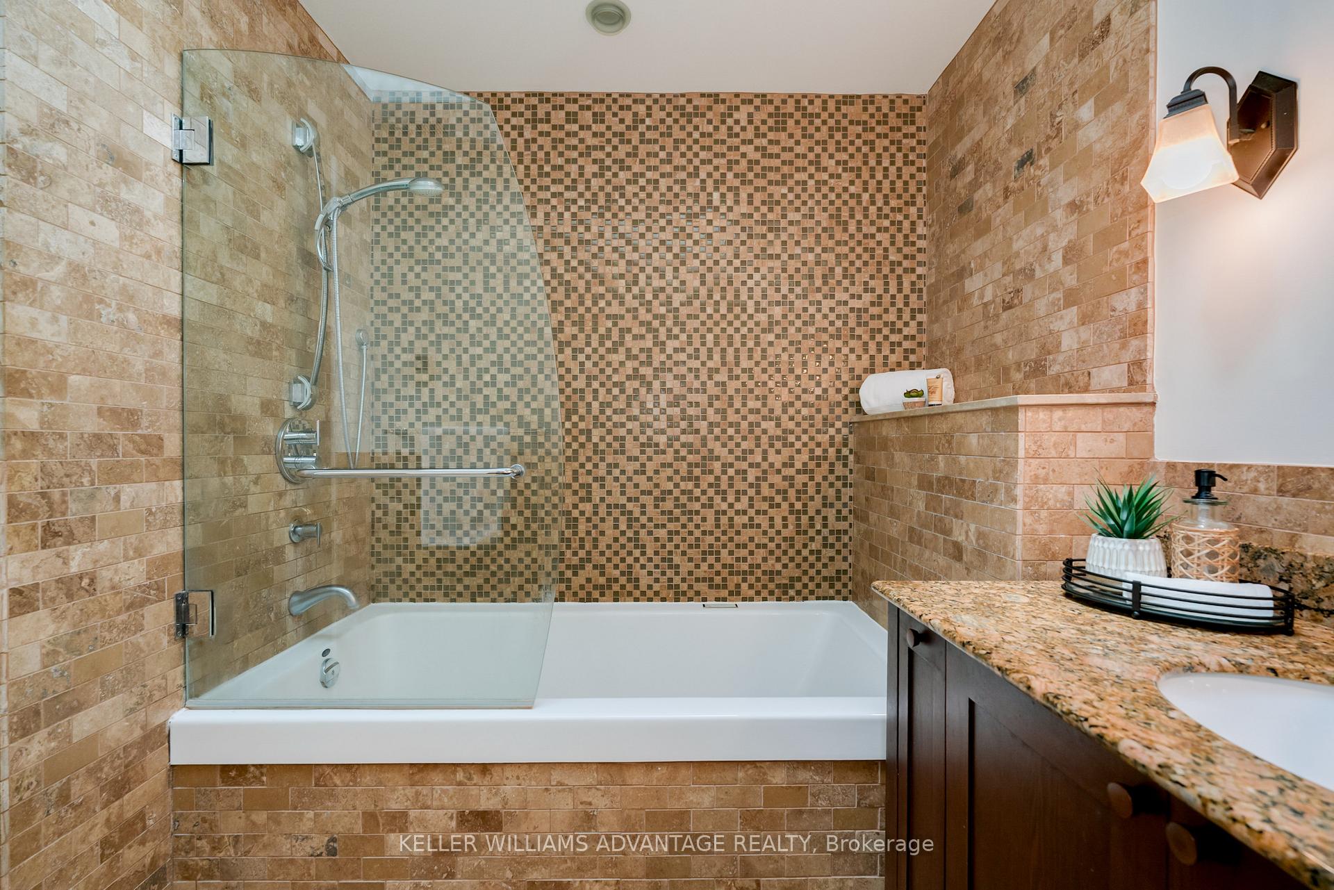 Photo 29 of 182 Sammon Avenue, Toronto, Danforth Village-East York — HOMEH