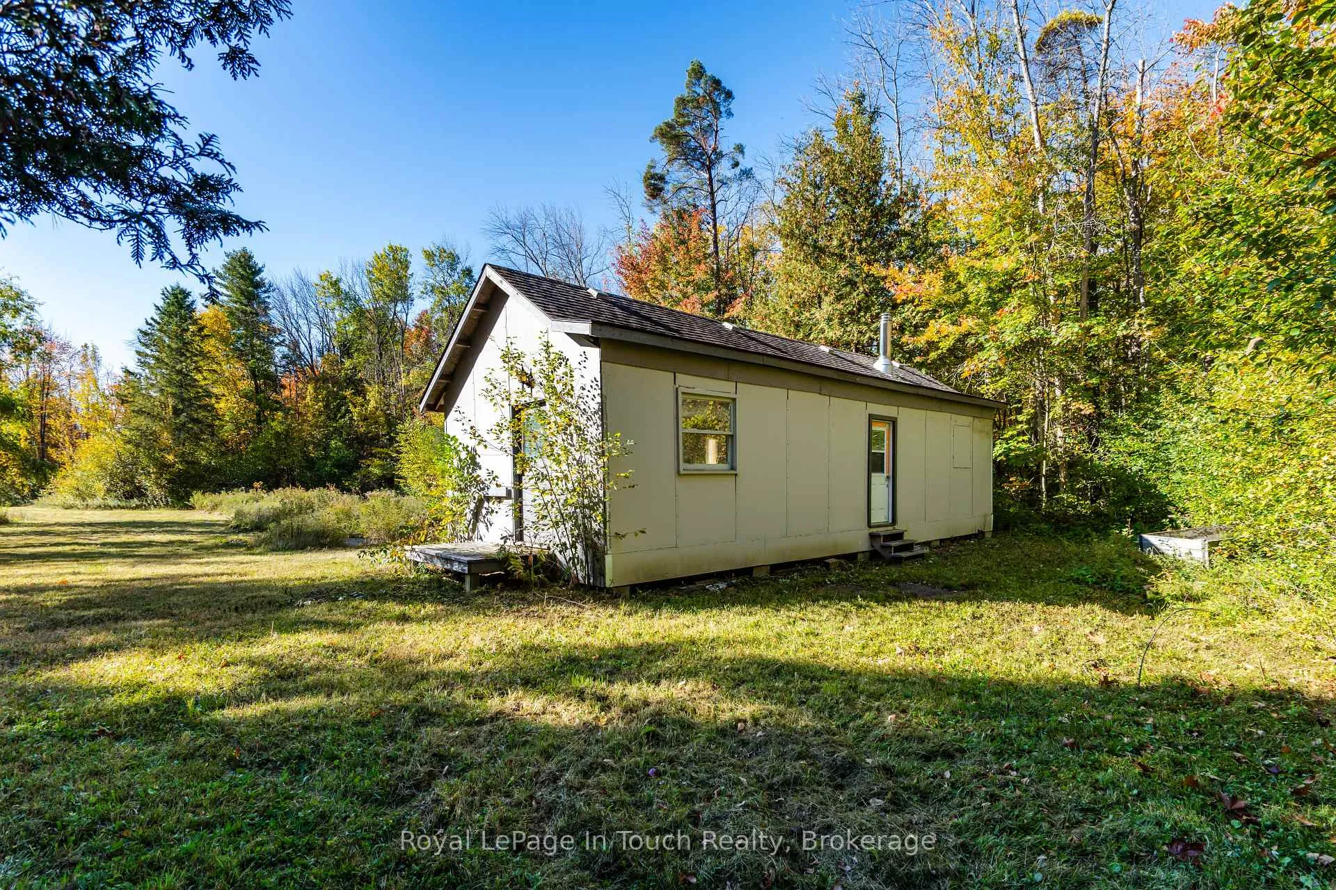 Photo 11 of 250 Peek -a- Boo Trail, Tiny, Rural Tiny — HOMEH
